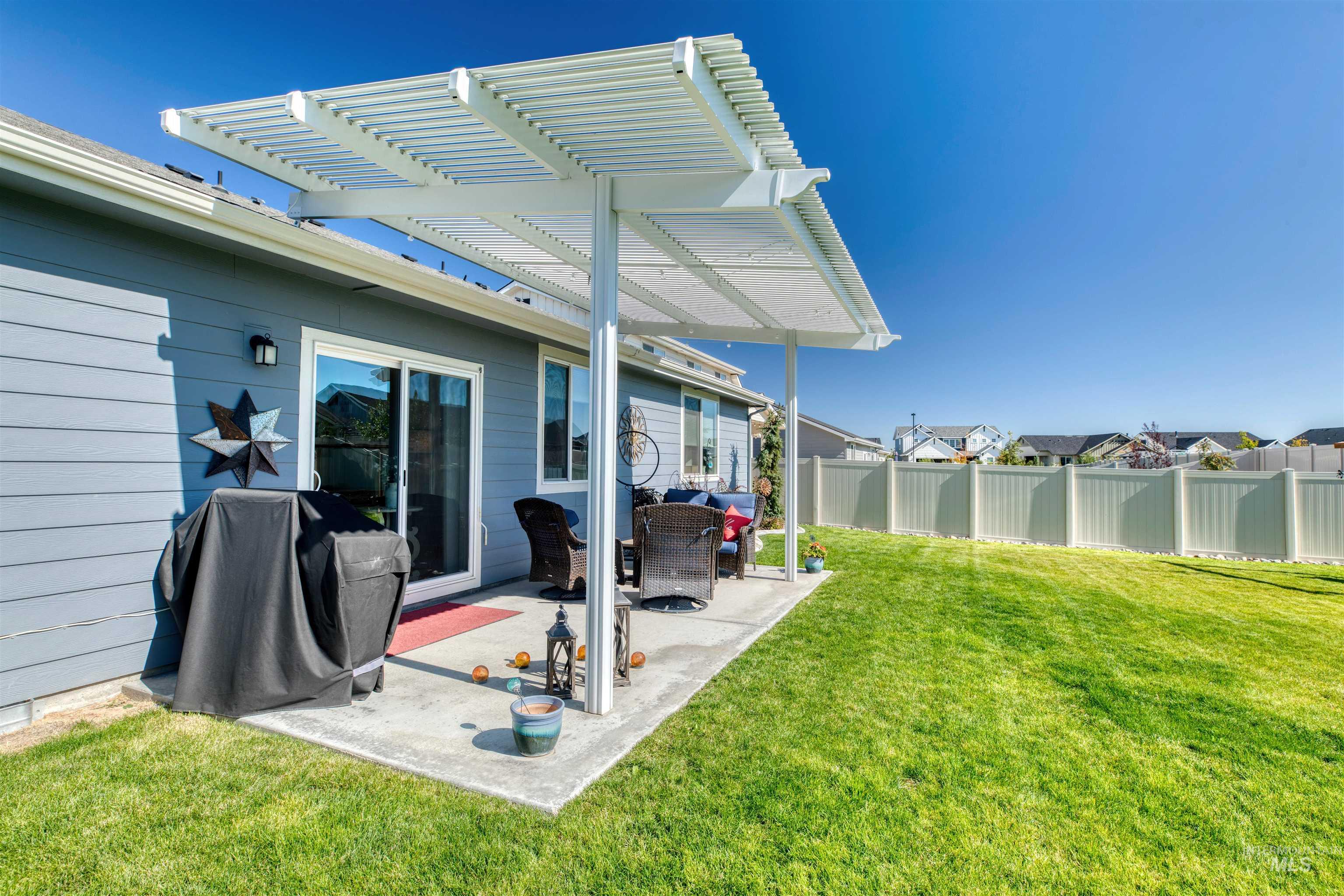 11913 W Piazza St, Nampa, Idaho 83686, 3 Bedrooms, 2 Bathrooms, Residential For Sale, Price $440,000,MLS 98964211