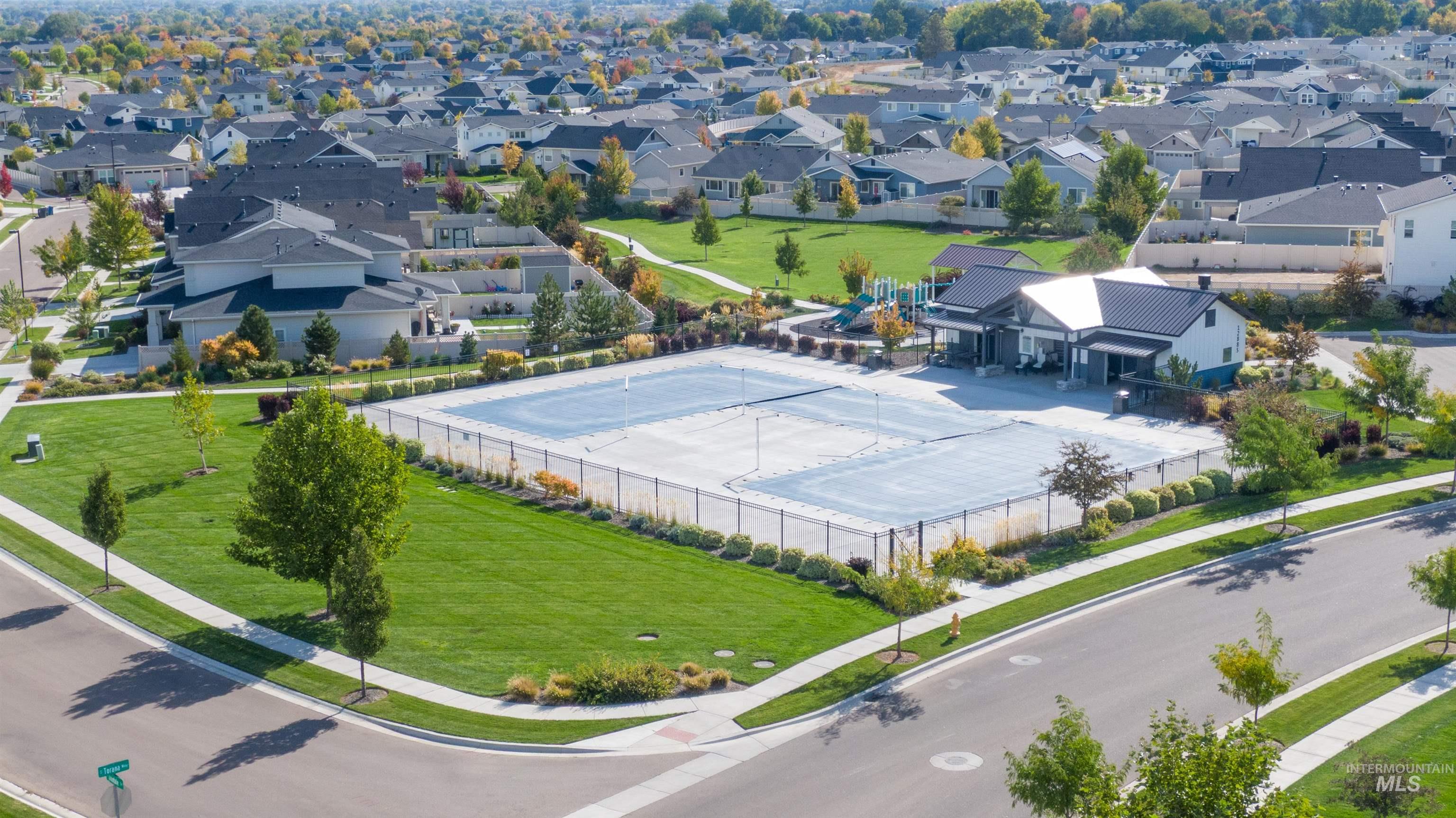 11913 W Piazza St, Nampa, Idaho 83686, 3 Bedrooms, 2 Bathrooms, Residential For Sale, Price $440,000,MLS 98964211