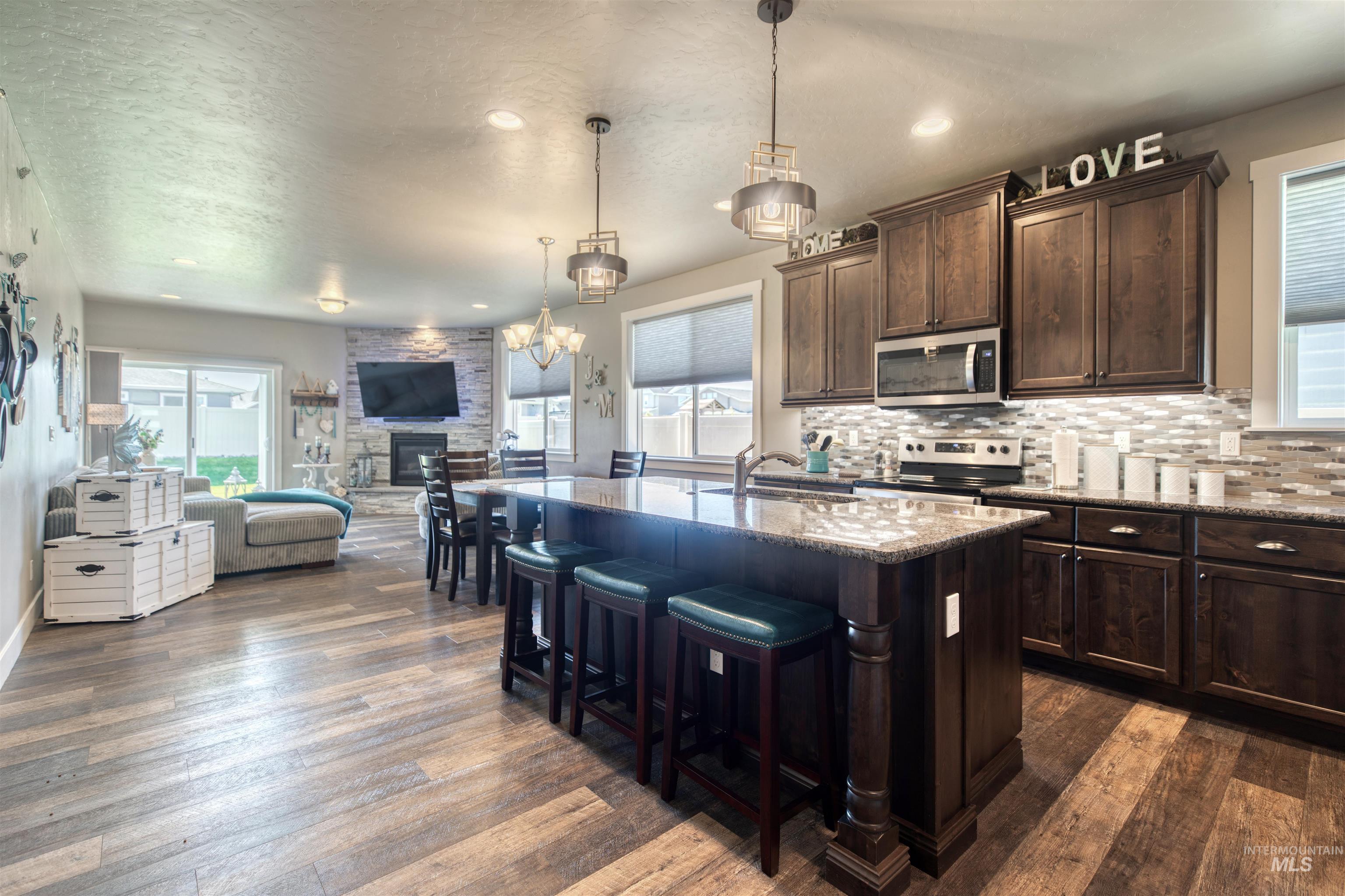 11913 W Piazza St, Nampa, Idaho 83686, 3 Bedrooms, 2 Bathrooms, Residential For Sale, Price $440,000,MLS 98964211