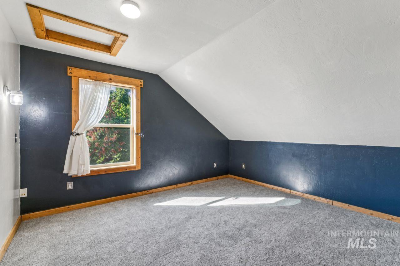 3850 N Plaza Road, Emmett, Idaho 83617, 3 Bedrooms, 2.5 Bathrooms, Residential For Sale, Price $750,000,MLS 98964221