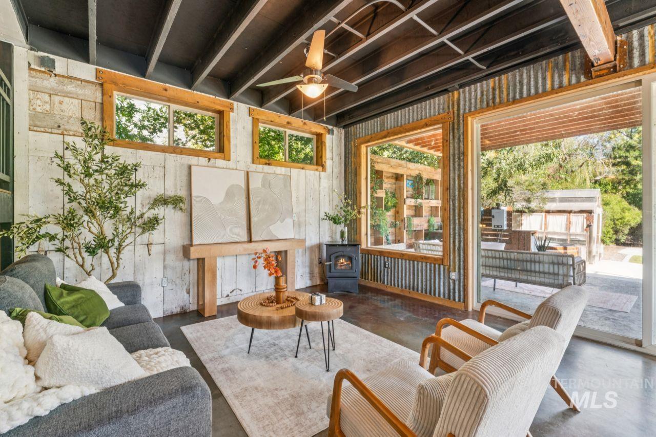 3850 N Plaza Road, Emmett, Idaho 83617, 3 Bedrooms, 2.5 Bathrooms, Residential For Sale, Price $750,000,MLS 98964221