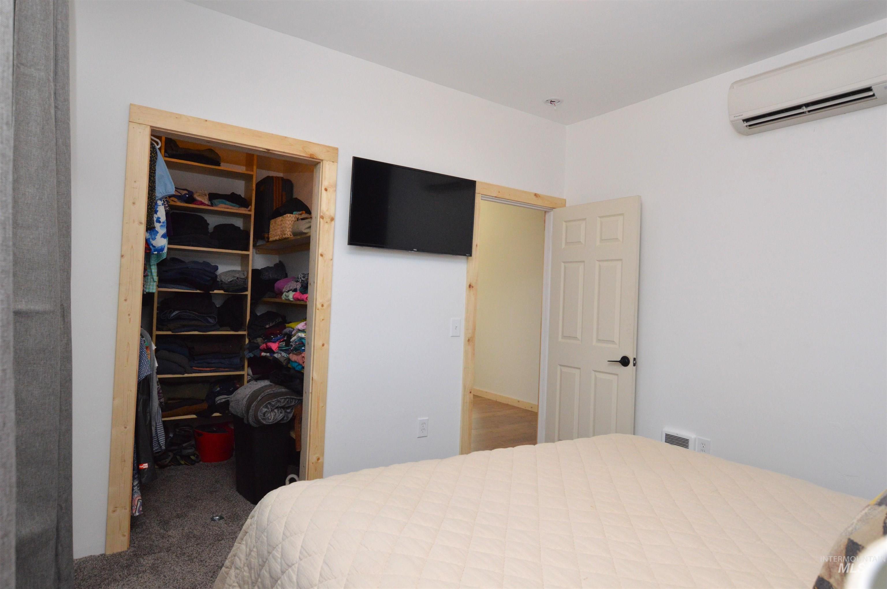 271 Mule Deer, Kamiah, Idaho 83536, 2 Bedrooms, 1 Bathroom, Residential For Sale, Price $579,000,MLS 98964229