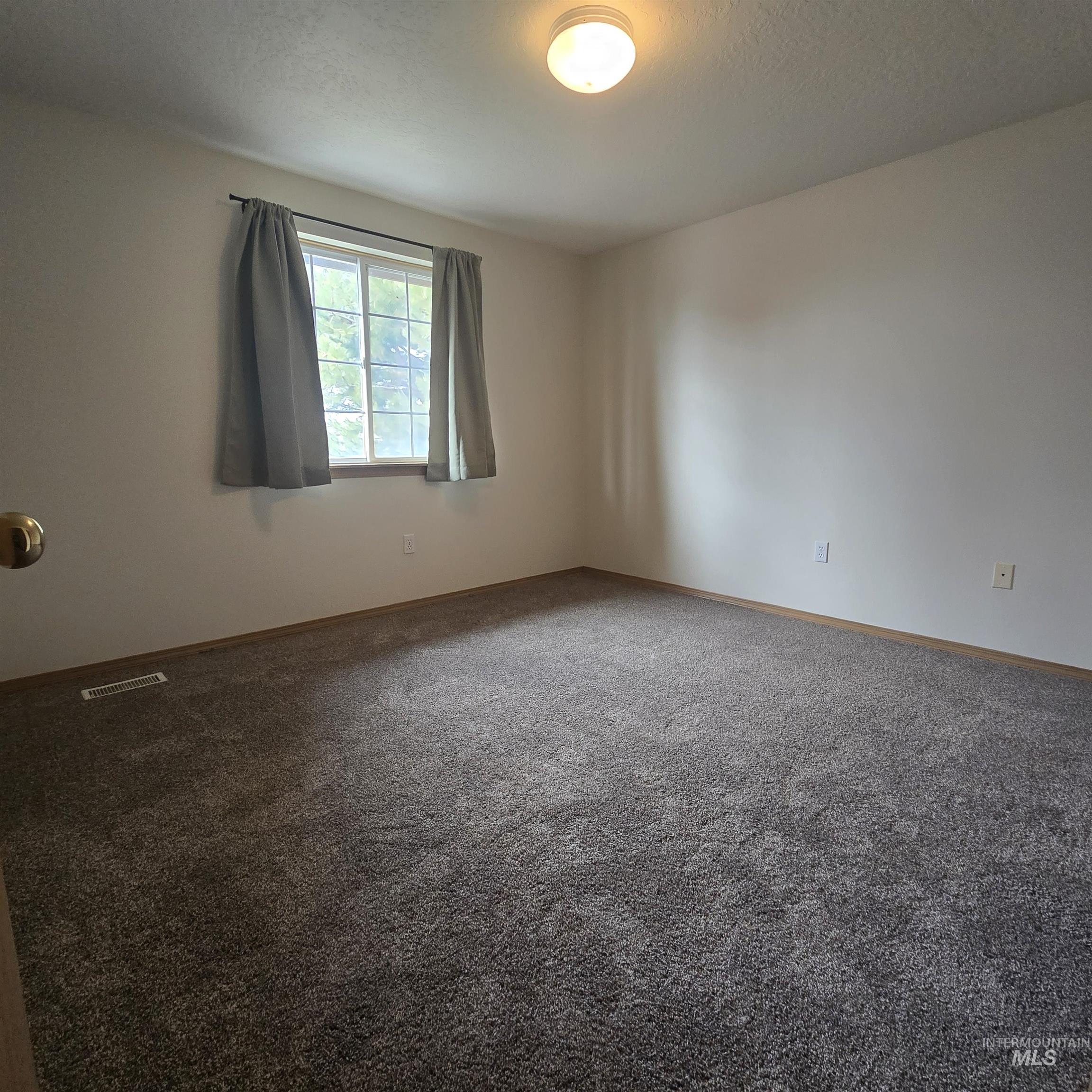 15125 Machen Place, Caldwell, Idaho 83607, 5 Bedrooms, 3.5 Bathrooms, Residential For Sale, Price $660,000,MLS 98964236