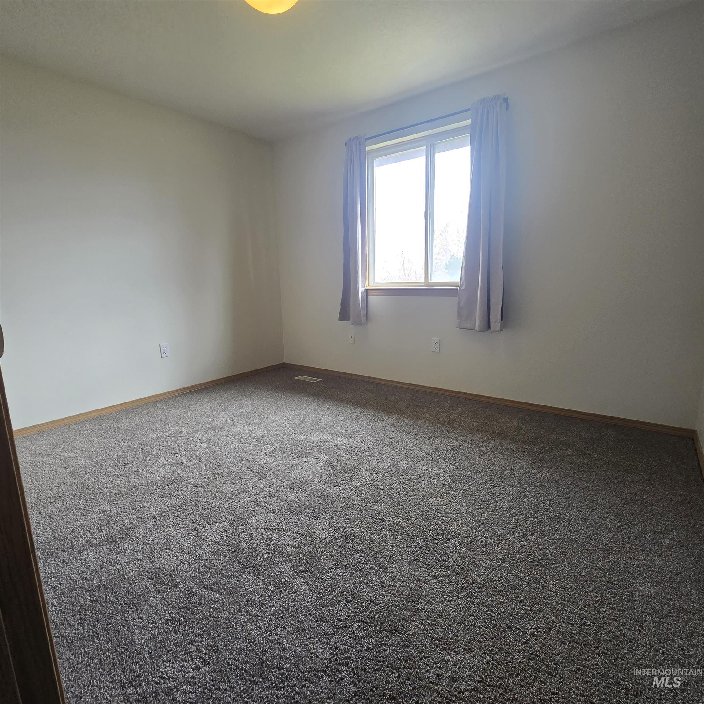 15125 Machen Place, Caldwell, Idaho 83607, 5 Bedrooms, 3.5 Bathrooms, Residential For Sale, Price $660,000,MLS 98964236