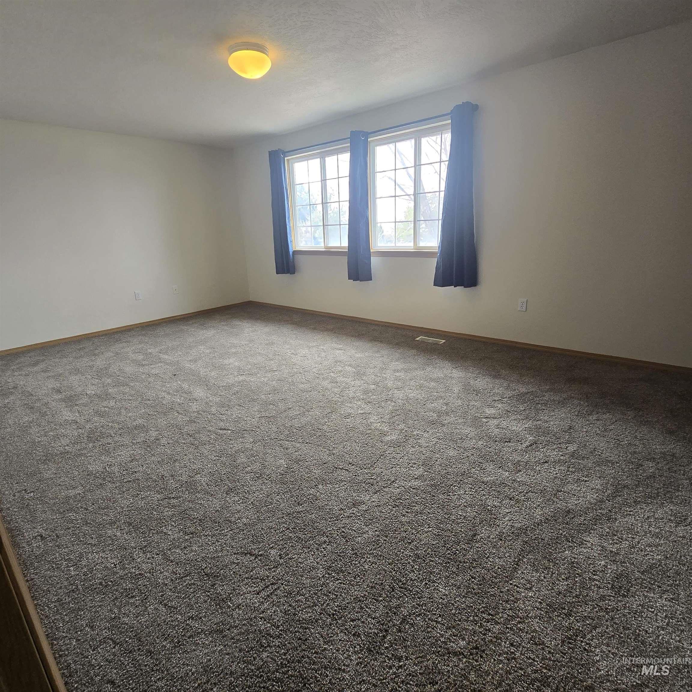 15125 Machen Place, Caldwell, Idaho 83607, 5 Bedrooms, 3.5 Bathrooms, Residential For Sale, Price $660,000,MLS 98964236