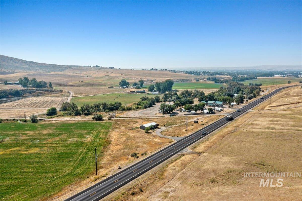 840 Hwy 95, Weiser, Idaho 83672, 3 Bedrooms, 2 Bathrooms, Residential For Sale, Price $334,900,MLS 98964247