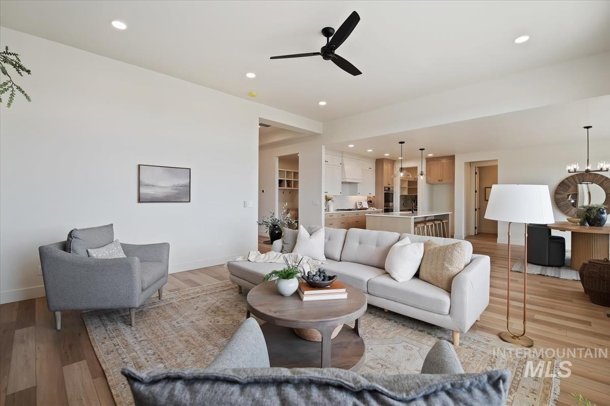 2154 N Palaestra Ave, Eagle, Idaho 83616, 3 Bedrooms, 2.5 Bathrooms, Residential For Sale, Price $949,900, 98964259