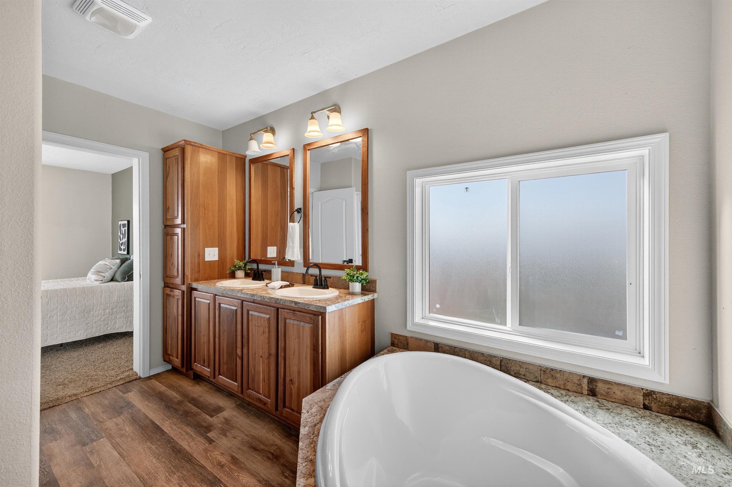 1203 Locker Avenue, Parma, Idaho 83660, 4 Bedrooms, 2 Bathrooms, Residential For Sale, Price $644,900,MLS 98964263