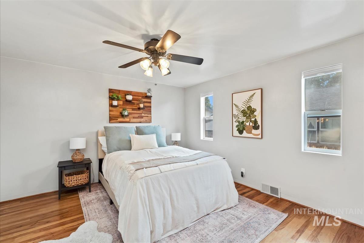 308 N Gem Street, Nampa, Idaho 83651, 4 Bedrooms, 3 Bathrooms, Residential For Sale, Price $499,000,MLS 98964268