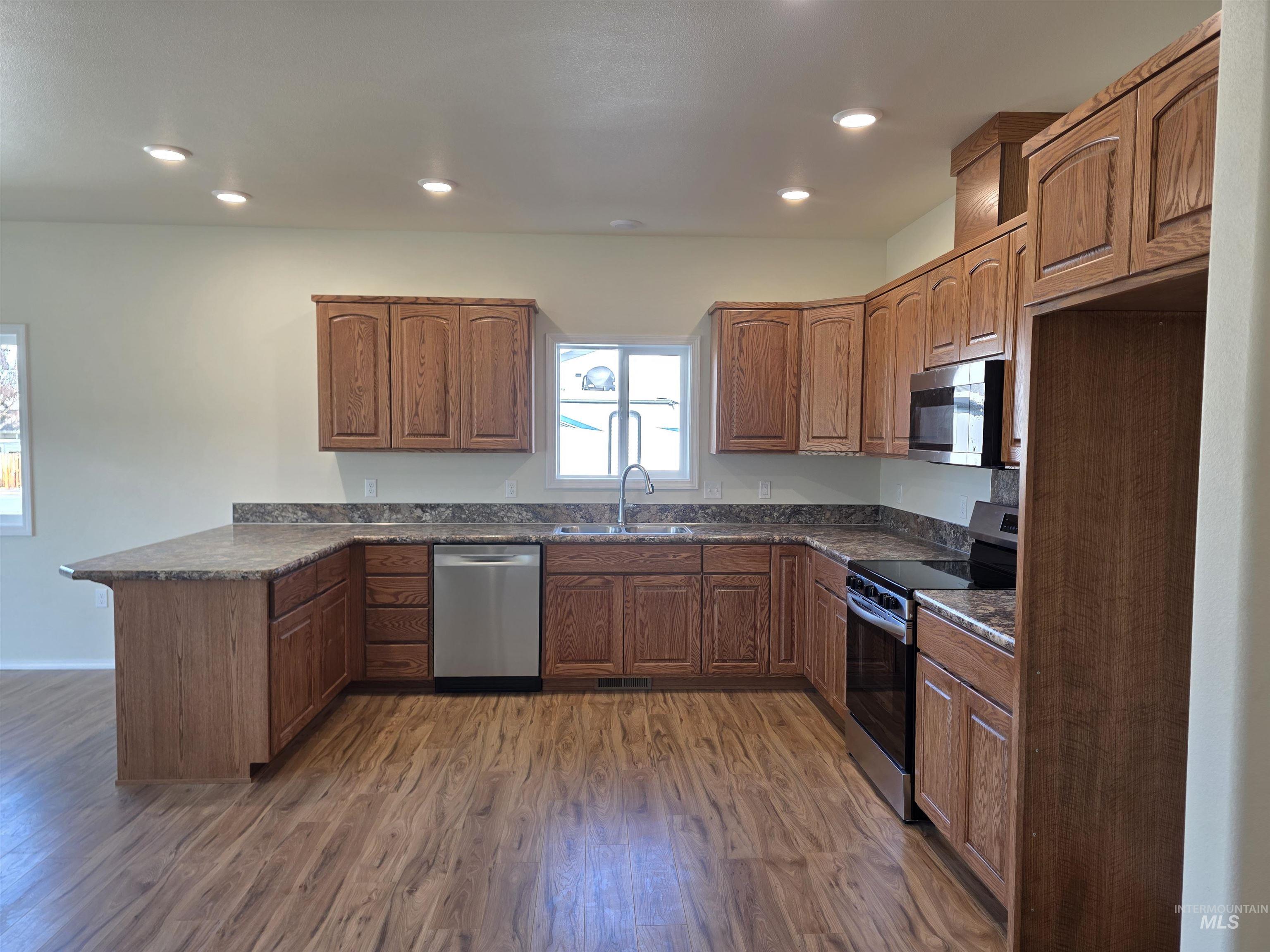 2604 23rd St, Clarkston, Washington 99403, 2 Bedrooms, 2 Bathrooms, Residential For Sale, Price $399,000,MLS 98964281