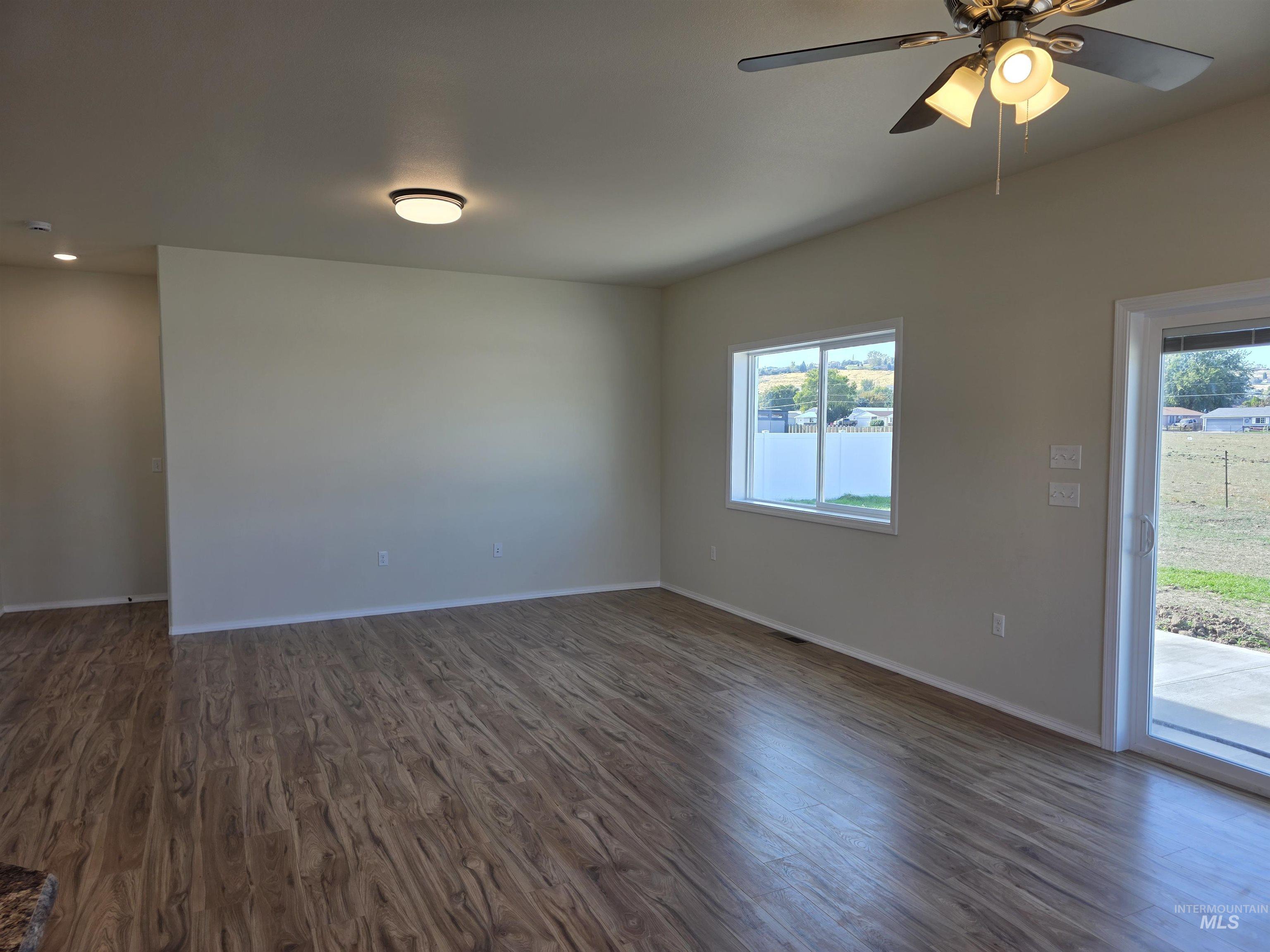 2604 23rd St, Clarkston, Washington 99403, 2 Bedrooms, 2 Bathrooms, Residential For Sale, Price $399,000,MLS 98964281