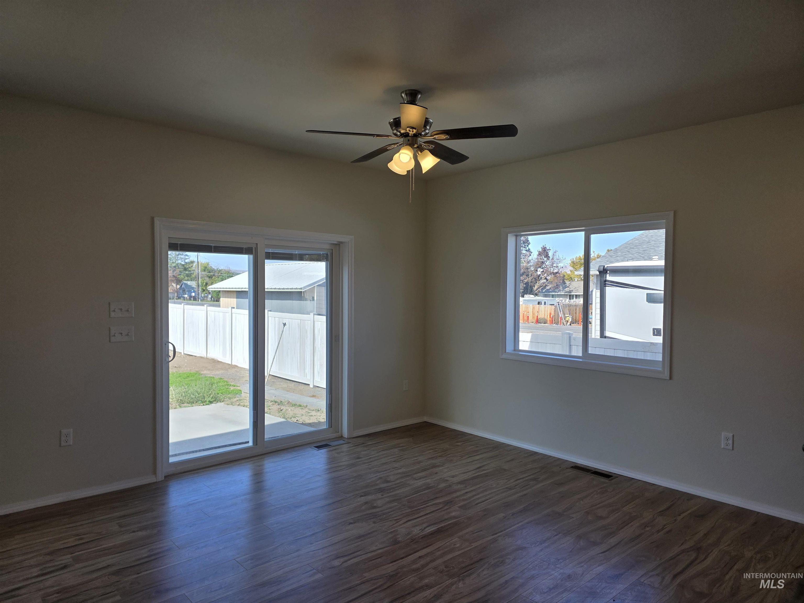 2604 23rd St, Clarkston, Washington 99403, 2 Bedrooms, 2 Bathrooms, Residential For Sale, Price $399,000,MLS 98964281