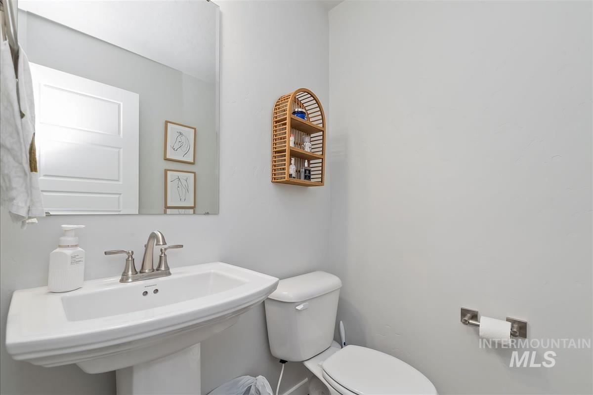 4168 N Parnassus Way, Meridian, Idaho 83646, 3 Bedrooms, 2.5 Bathrooms, Residential For Sale, Price $454,900, 98964288