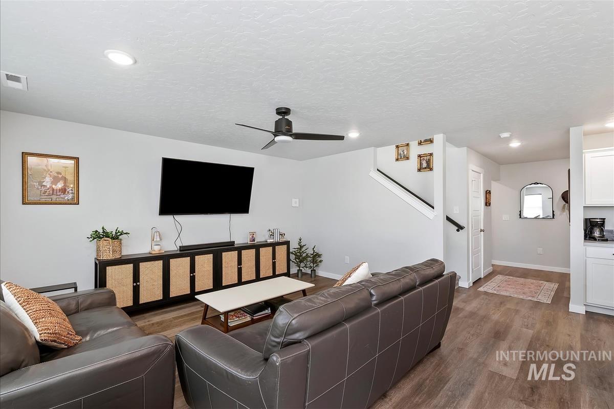 4168 N Parnassus Way, Meridian, Idaho 83646, 3 Bedrooms, 2.5 Bathrooms, Residential For Sale, Price $454,900, 98964288