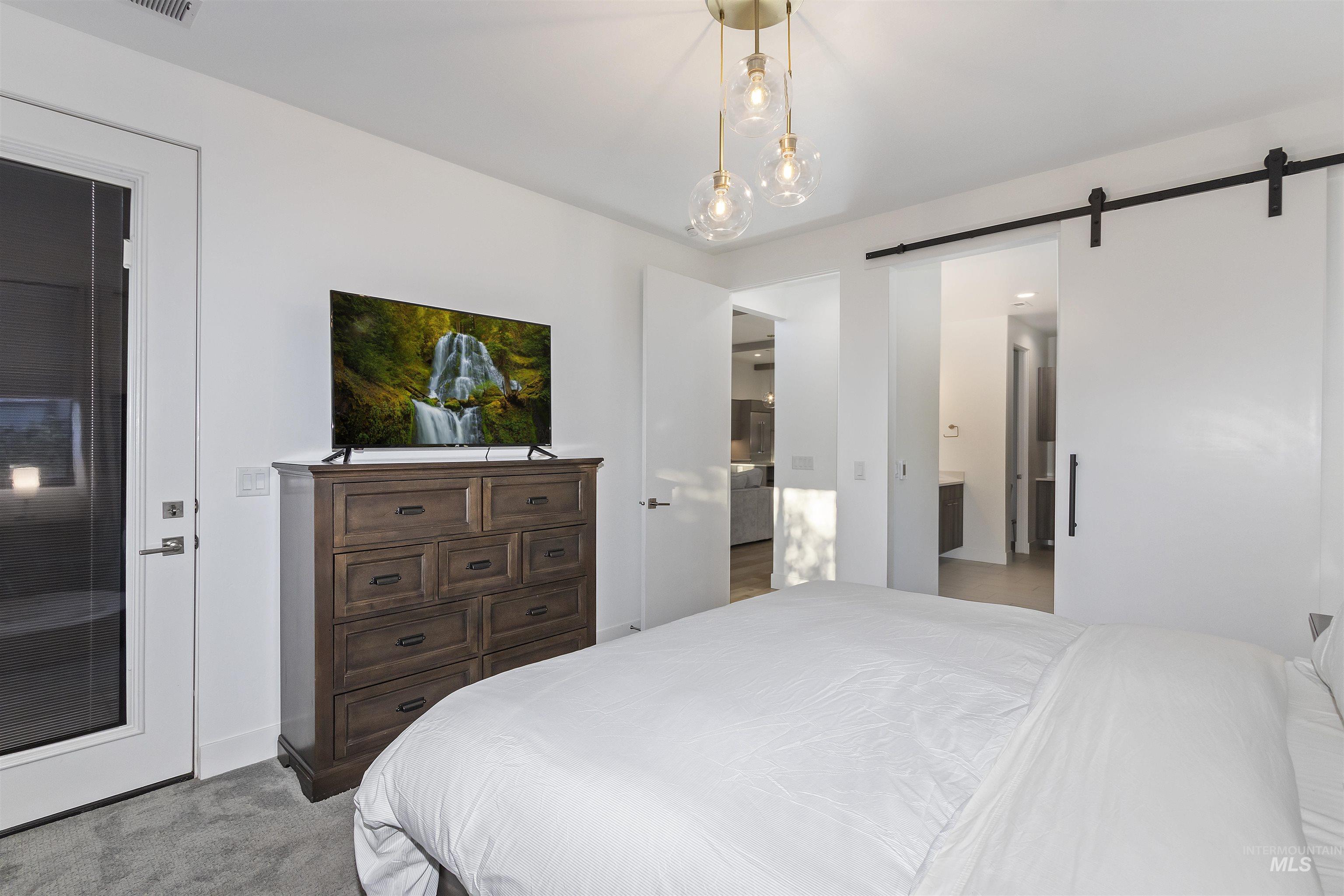 1143 Langford Way, Twin Falls, Idaho 83301, 3 Bedrooms, 3.5 Bathrooms, Residential For Sale, Price $599,500,MLS 98964297