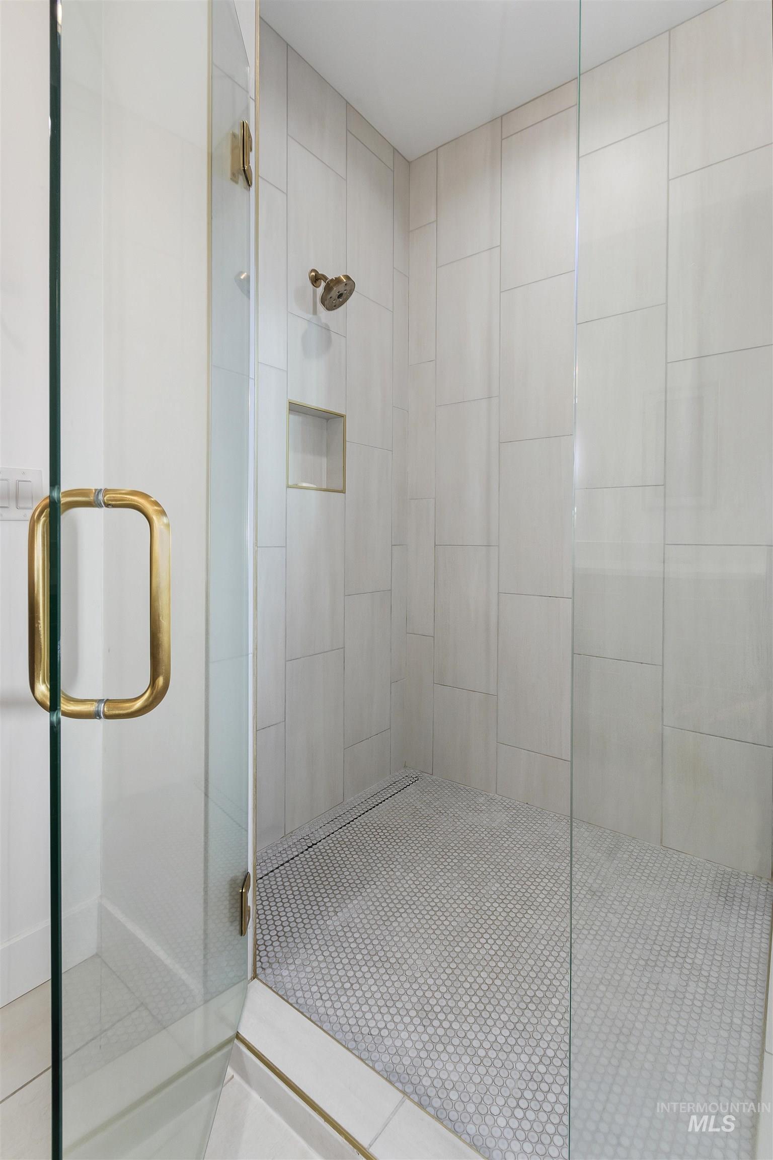 1143 Langford Way, Twin Falls, Idaho 83301, 3 Bedrooms, 3.5 Bathrooms, Residential For Sale, Price $599,500,MLS 98964297