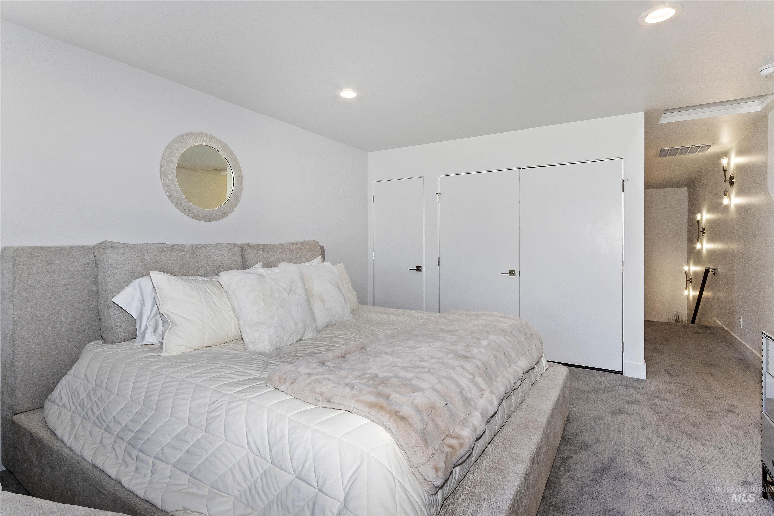 1143 Langford Way, Twin Falls, Idaho 83301, 3 Bedrooms, 3.5 Bathrooms, Residential For Sale, Price $599,500,MLS 98964297