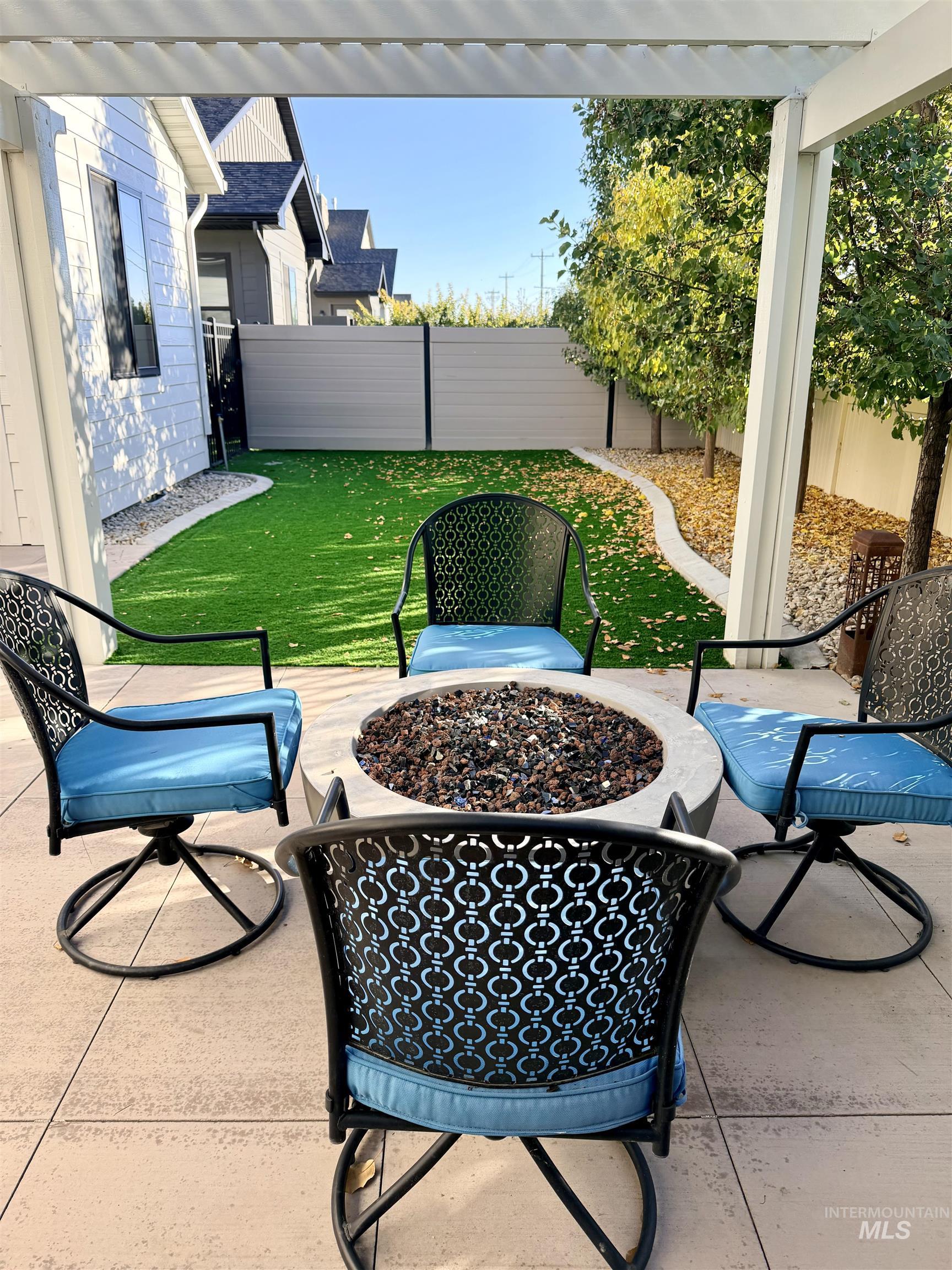 1143 Langford Way, Twin Falls, Idaho 83301, 3 Bedrooms, 3.5 Bathrooms, Residential For Sale, Price $599,500,MLS 98964297