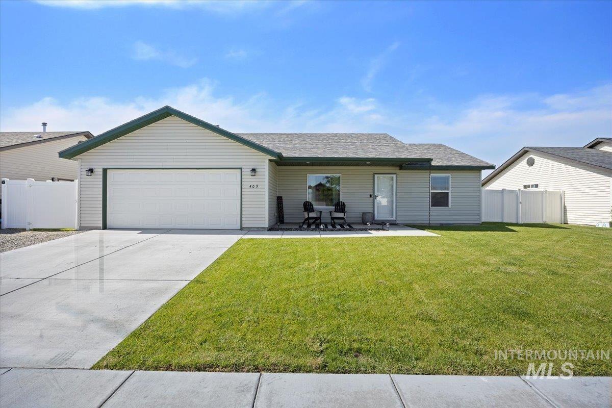 409 W Ave K, Jerome, Idaho 83338, 3 Bedrooms, 2 Bathrooms, Residential For Sale, Price $339,900,MLS 98964308