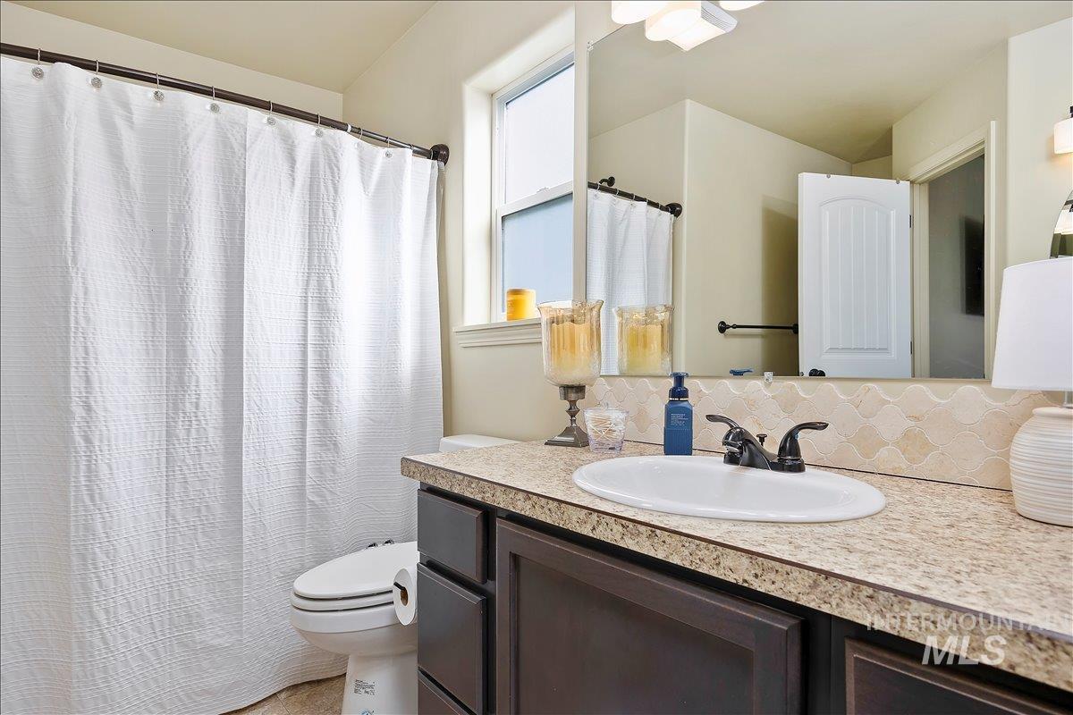 409 W Ave K, Jerome, Idaho 83338, 3 Bedrooms, 2 Bathrooms, Residential For Sale, Price $339,900,MLS 98964308