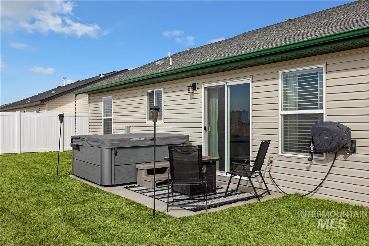 409 W Ave K, Jerome, Idaho 83338, 3 Bedrooms, 2 Bathrooms, Residential For Sale, Price $339,900,MLS 98964308