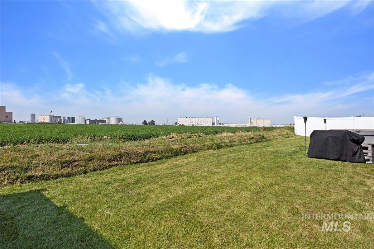 409 W Ave K, Jerome, Idaho 83338, 3 Bedrooms, 2 Bathrooms, Residential For Sale, Price $339,900,MLS 98964308