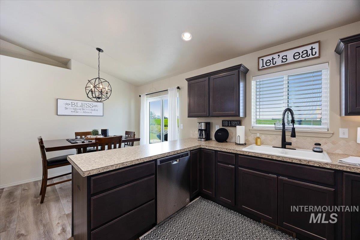 409 W Ave K, Jerome, Idaho 83338, 3 Bedrooms, 2 Bathrooms, Residential For Sale, Price $339,900,MLS 98964308