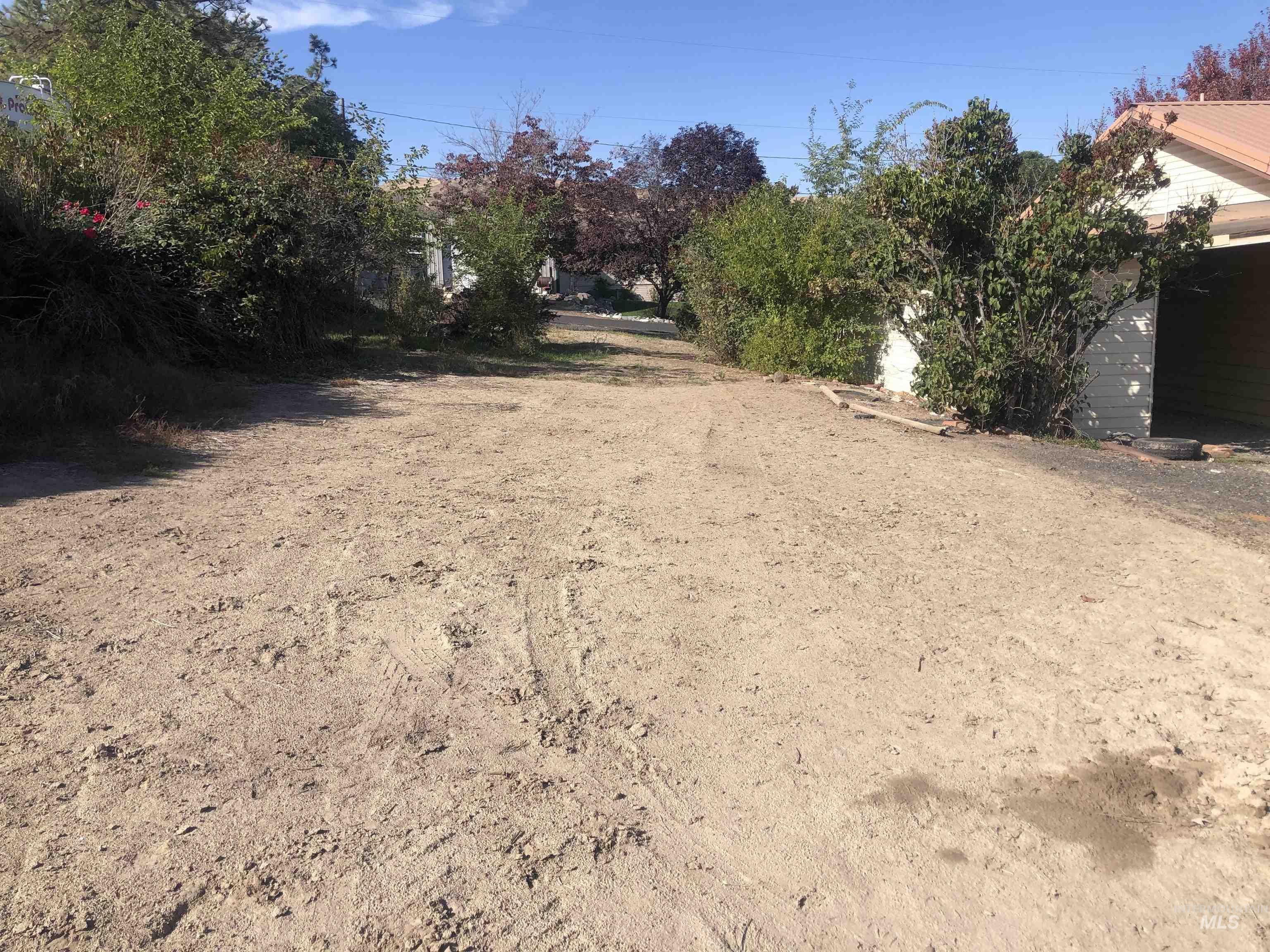 323 Hays, Asotin, Washington 99402, 3 Bedrooms, 2 Bathrooms, Residential For Sale, Price $345,000,MLS 98964313