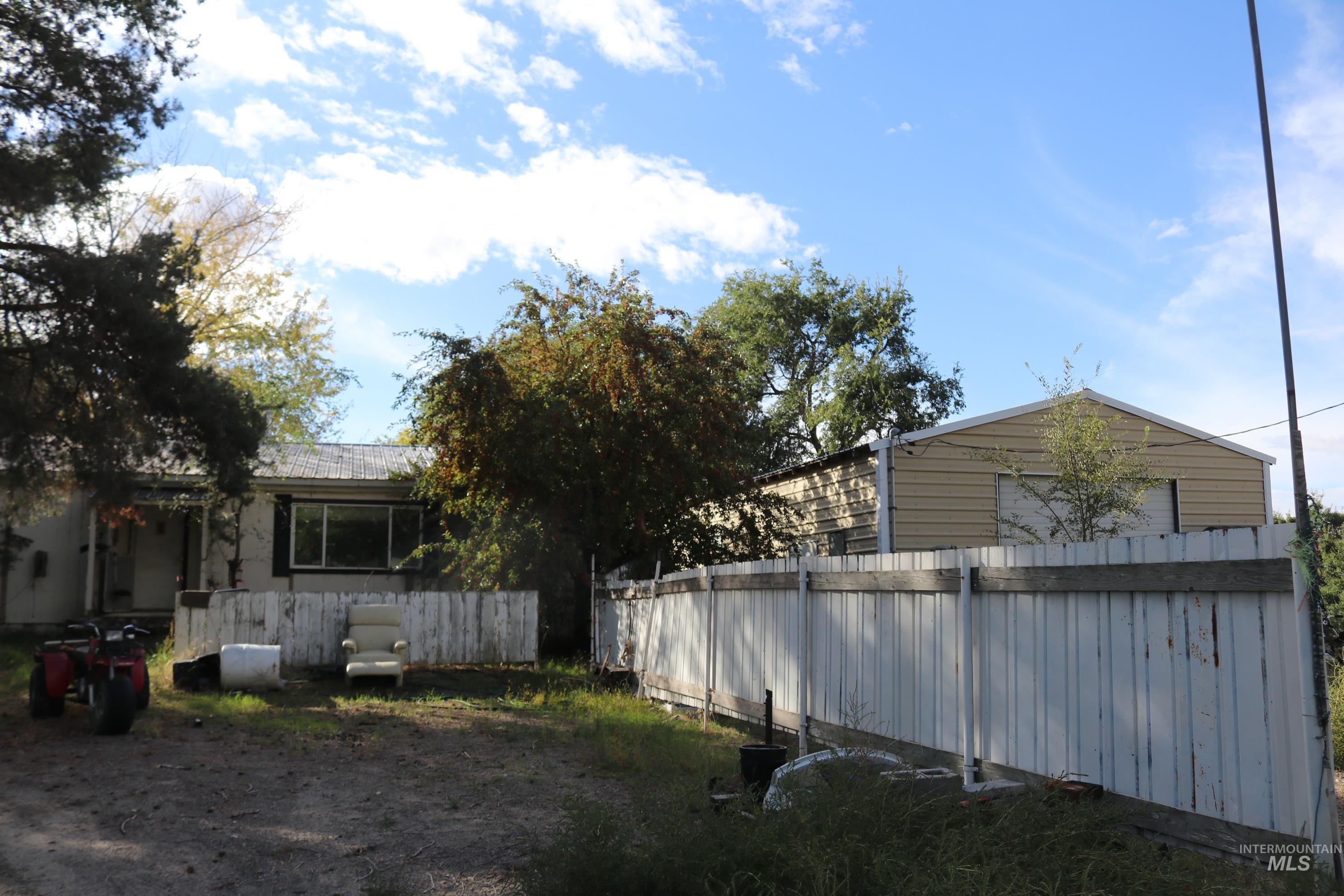 4465 Oak Road, Ontario, Oregon 97914, 4 Bedrooms, 2 Bathrooms, Farm & Ranch For Sale, Price $1,MLS 98964332