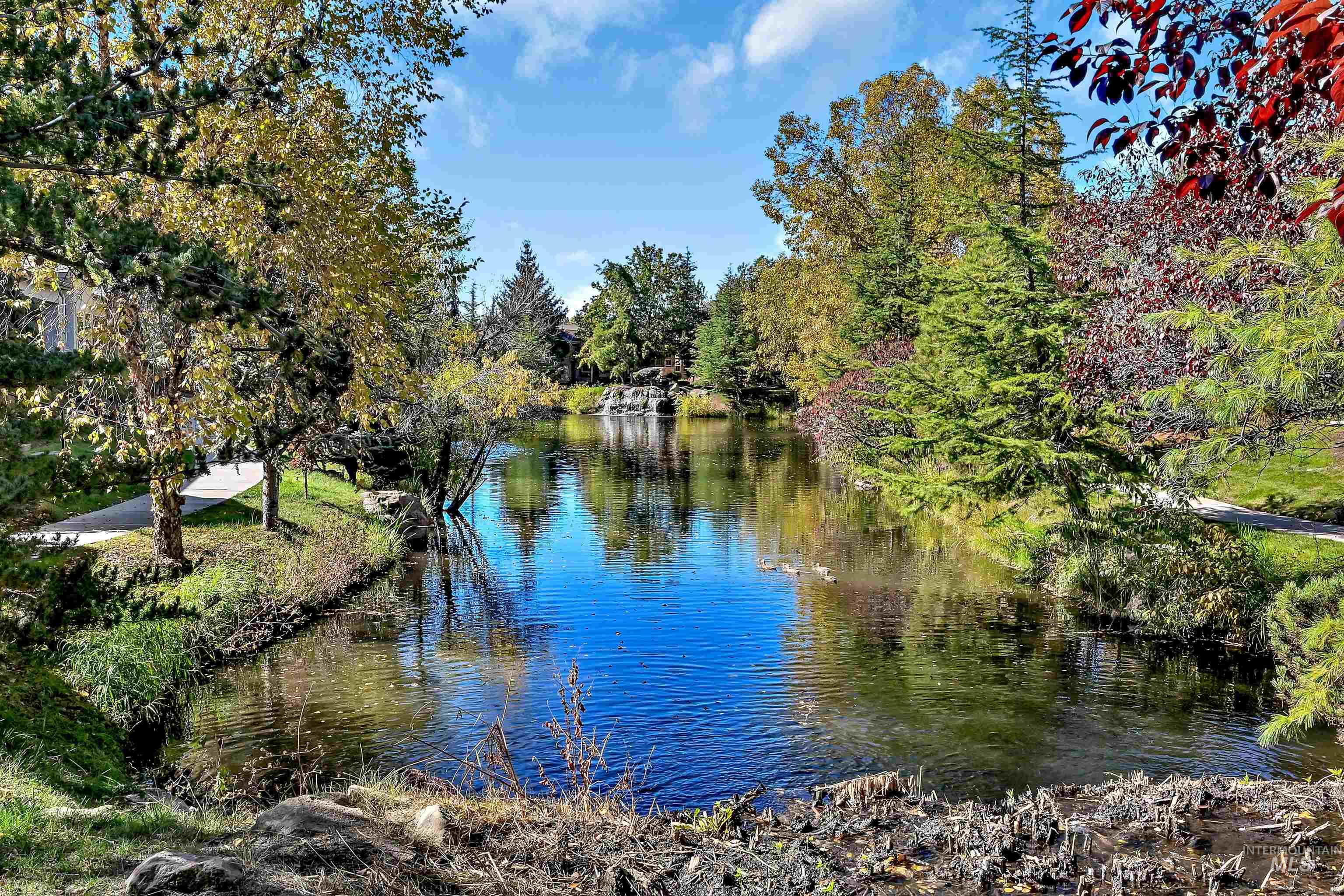 9685 W Sultana Drive, Garden City, Idaho 83714, 2 Bedrooms, 2.5 Bathrooms, Residential For Sale, Price $718,000,MLS 98964335
