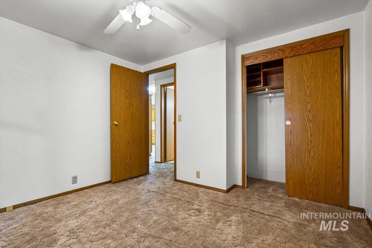 10070 W Mesquite, Boise, Idaho 83704, 3 Bedrooms, 2 Bathrooms, Residential For Sale, Price $325,000, 98964344