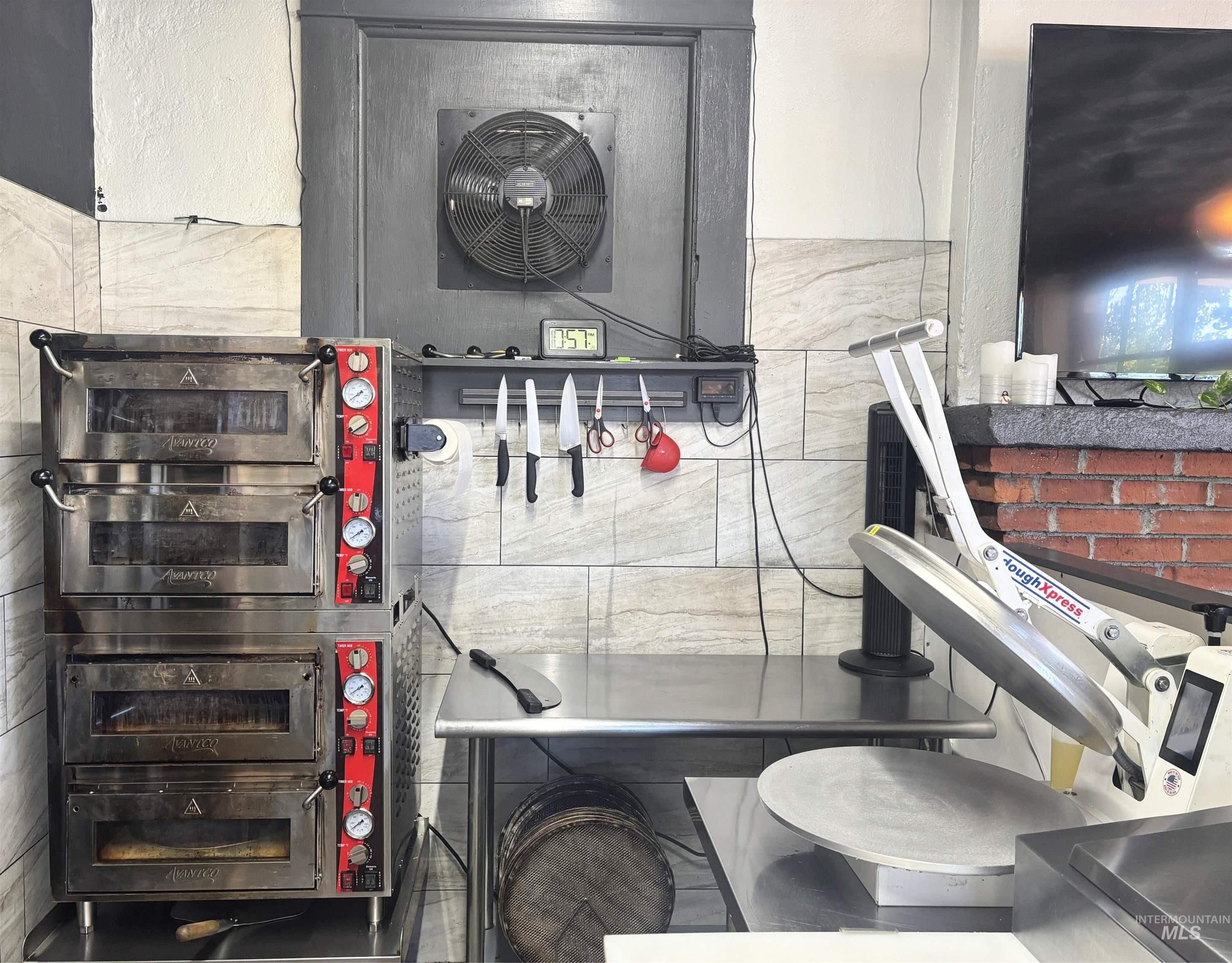 301 Main Street, Juliaetta, Idaho 83535, Business/Commercial For Sale, Price $165,000, 98964346