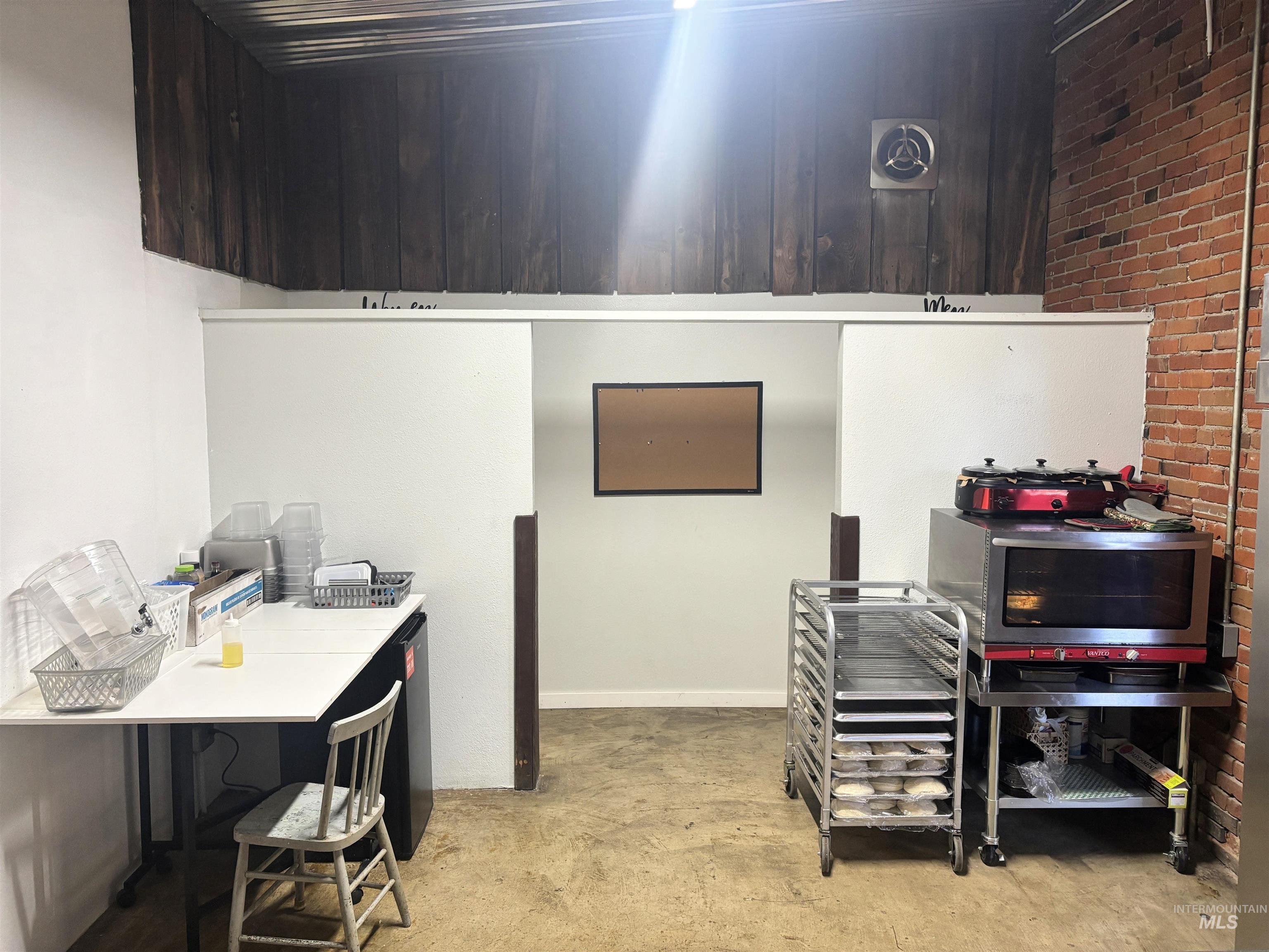 301 Main Street, Juliaetta, Idaho 83535, Business/Commercial For Sale, Price $165,000, 98964346