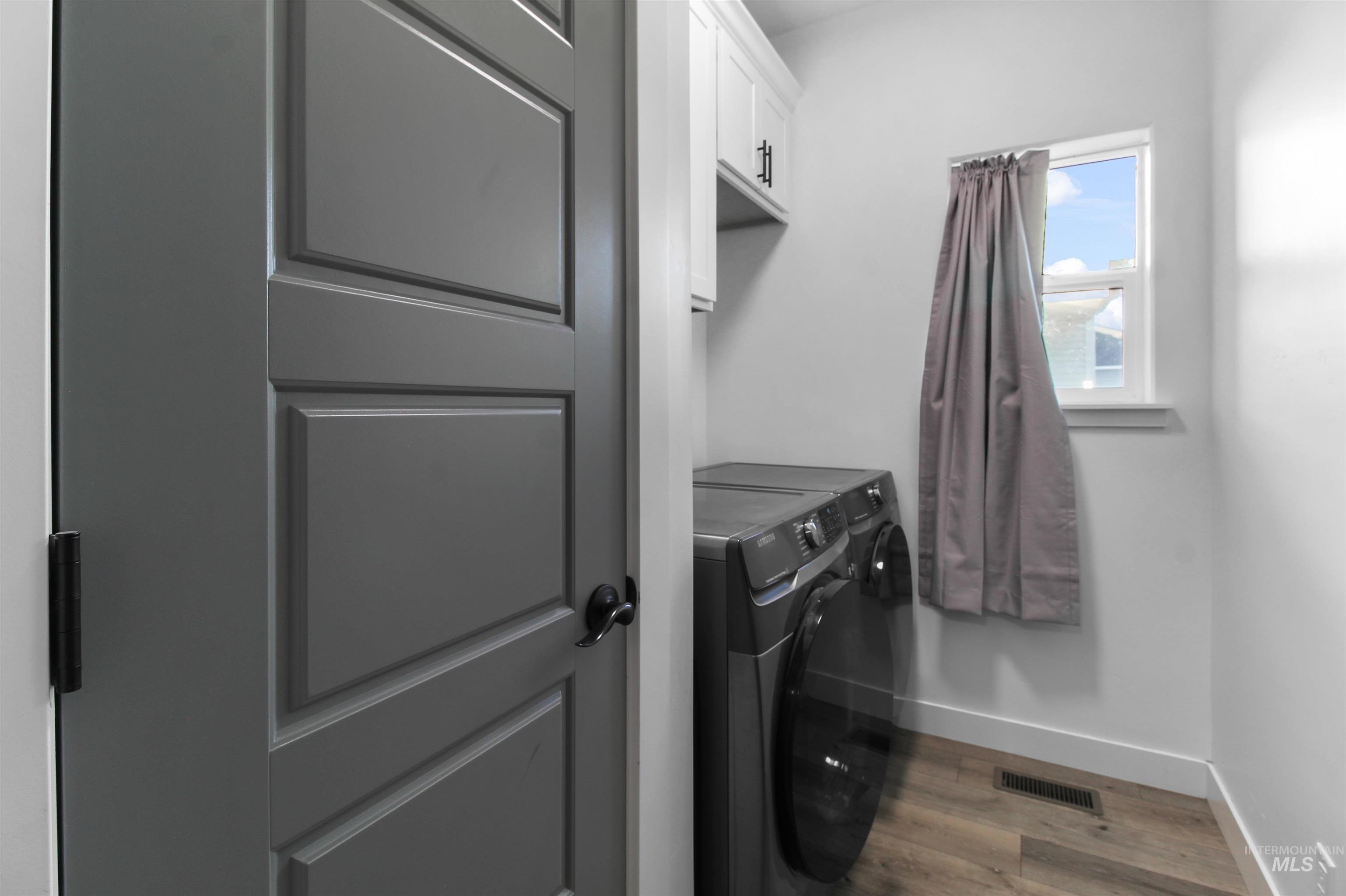 590 W 24th Street, Burley, Idaho 83318, 4 Bedrooms, 2 Bathrooms, Residential For Sale, Price $405,000,MLS 98964360