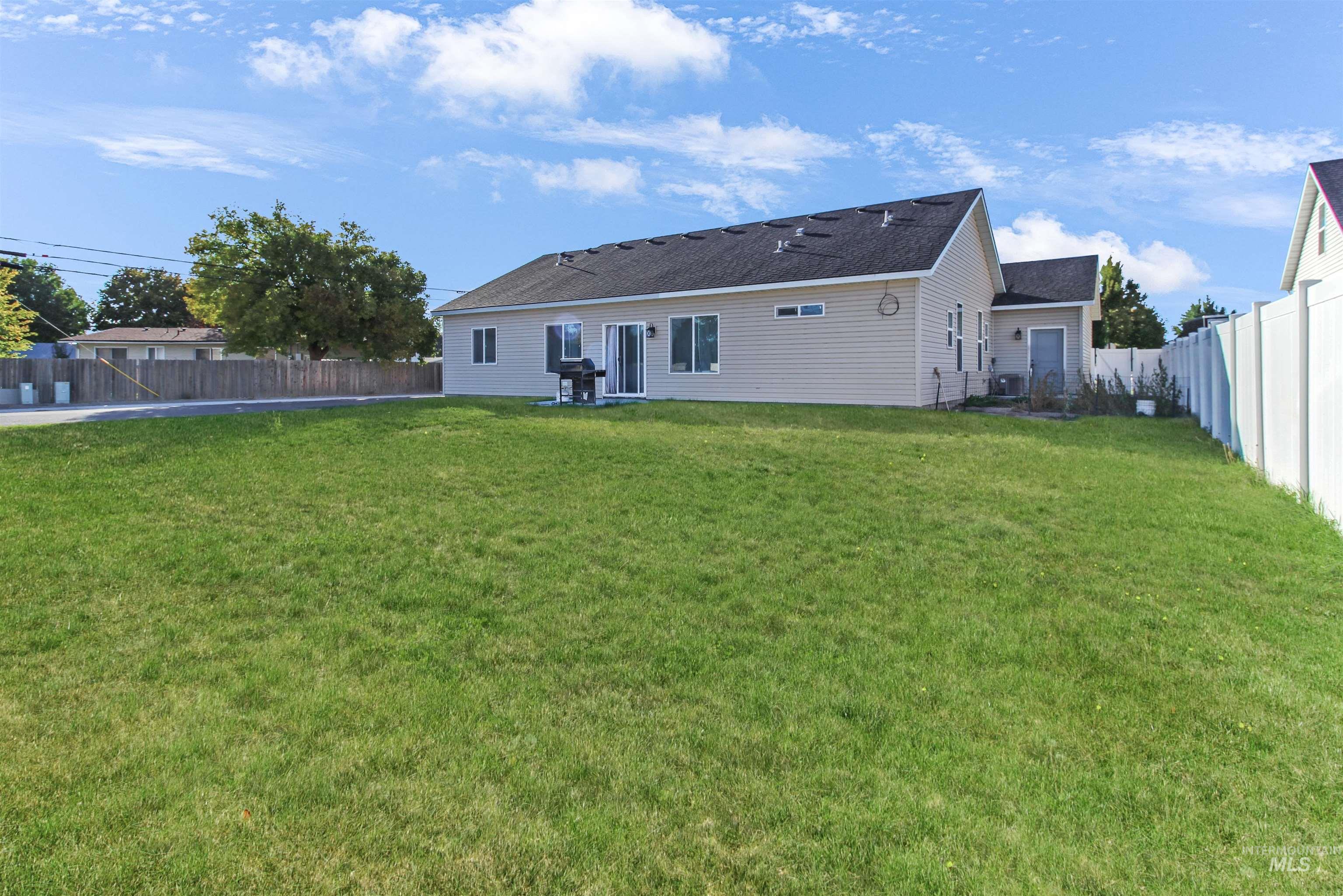 590 W 24th Street, Burley, Idaho 83318, 4 Bedrooms, 2 Bathrooms, Residential For Sale, Price $405,000,MLS 98964360