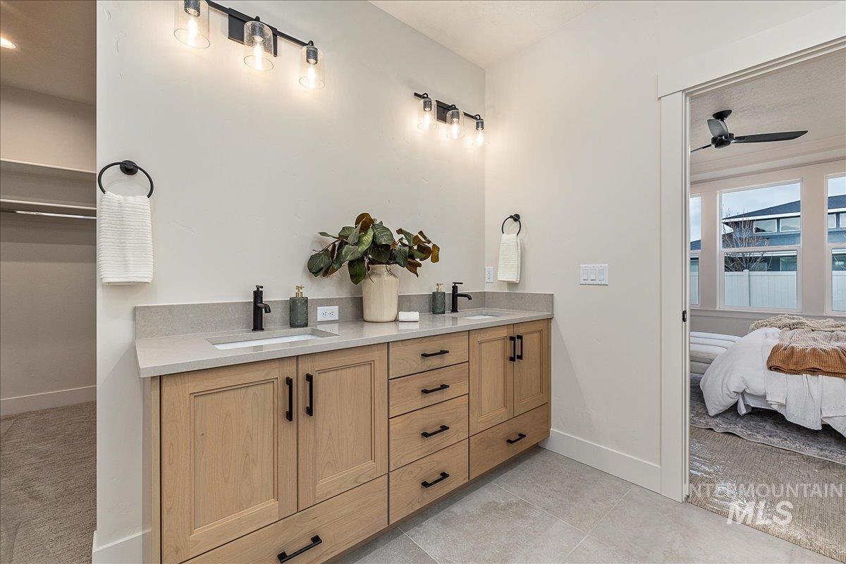 9435 S Egg Harbor, Kuna, Idaho 83634, 4 Bedrooms, 3 Bathrooms, Residential For Sale, Price $779,000,MLS 98964387