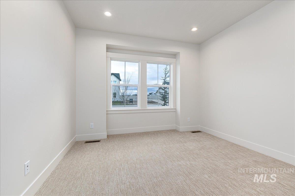 9435 S Egg Harbor, Kuna, Idaho 83634, 4 Bedrooms, 3 Bathrooms, Residential For Sale, Price $779,000,MLS 98964387