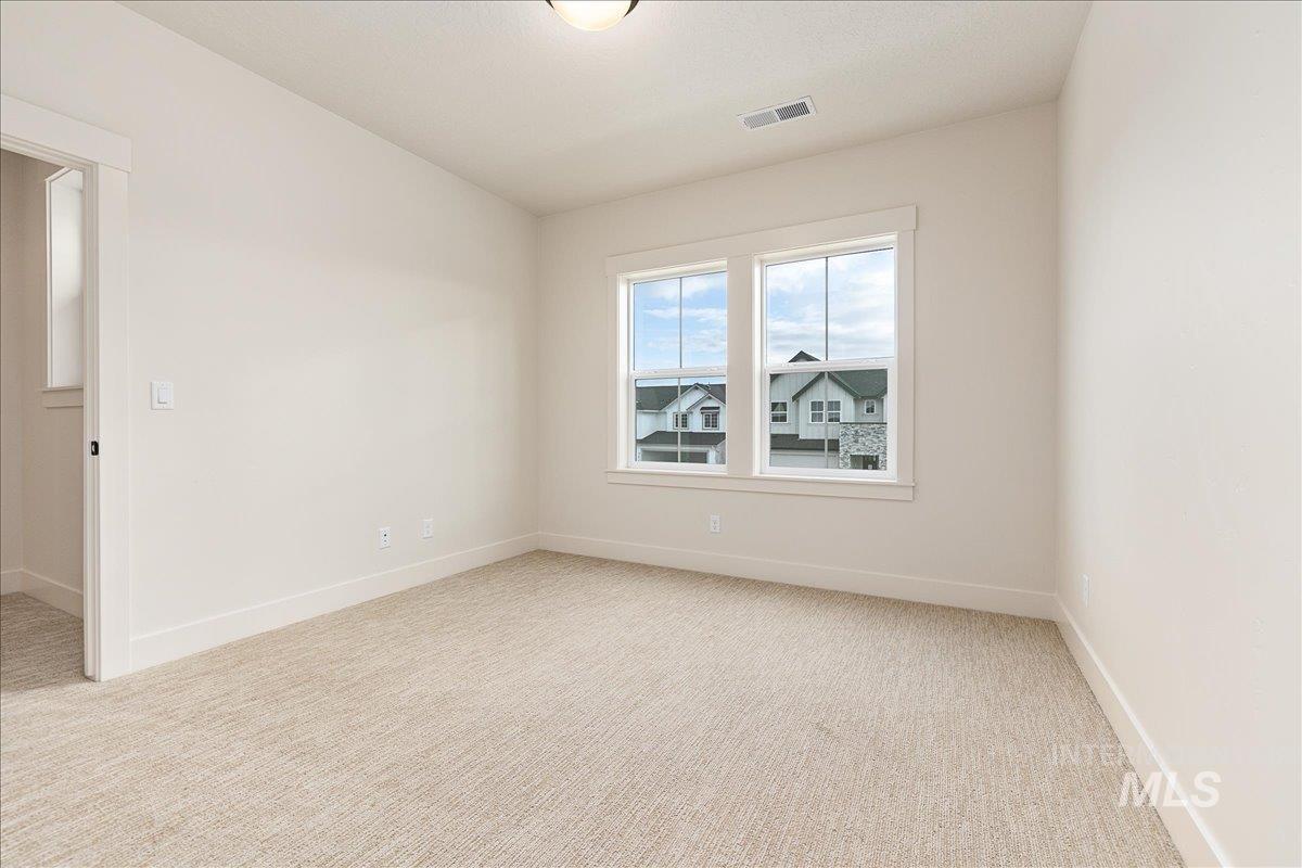 9435 S Egg Harbor, Kuna, Idaho 83634, 4 Bedrooms, 3 Bathrooms, Residential For Sale, Price $779,000,MLS 98964387