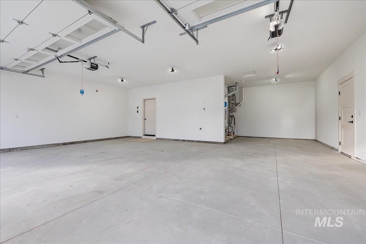 9435 S Egg Harbor, Kuna, Idaho 83634, 4 Bedrooms, 3 Bathrooms, Residential For Sale, Price $779,000,MLS 98964387