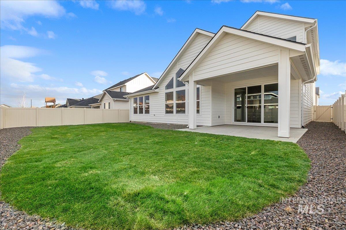 9435 S Egg Harbor, Kuna, Idaho 83634, 4 Bedrooms, 3 Bathrooms, Residential For Sale, Price $779,000,MLS 98964387