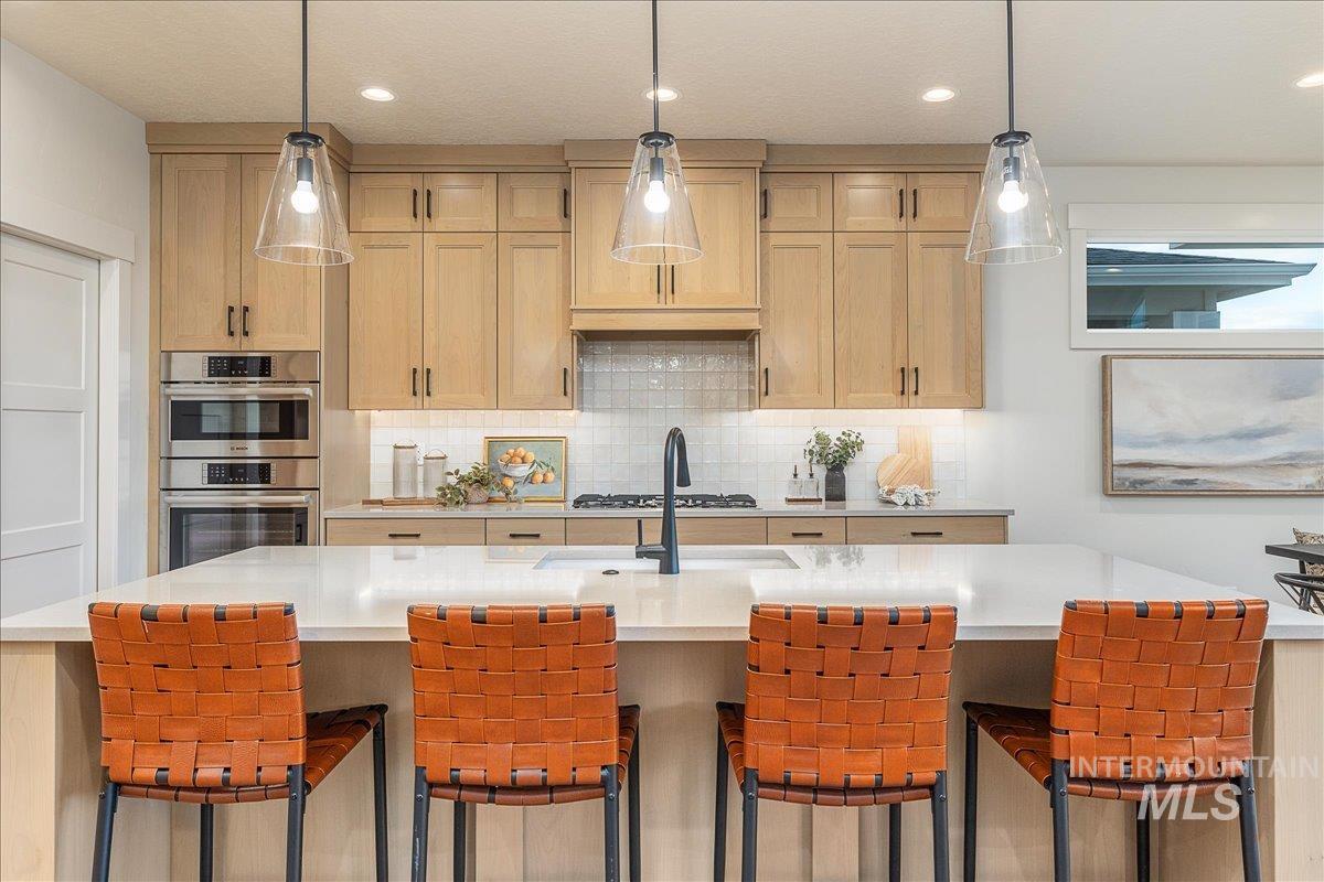 9435 S Egg Harbor, Kuna, Idaho 83634, 4 Bedrooms, 3 Bathrooms, Residential For Sale, Price $779,000,MLS 98964387