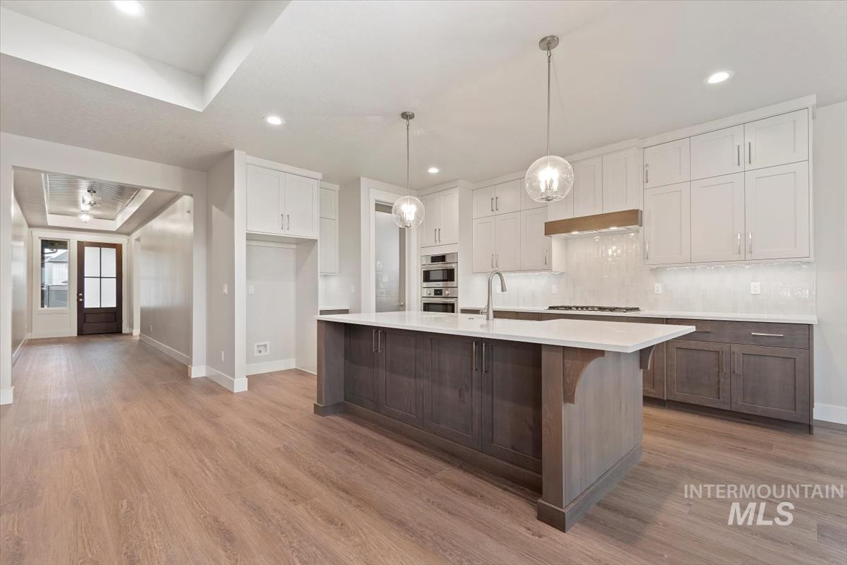 7731 W Daybreak Run Ct, Meridian, Idaho 83646, 3 Bedrooms, 2 Bathrooms, Residential For Sale, Price $599,900,MLS 98964398