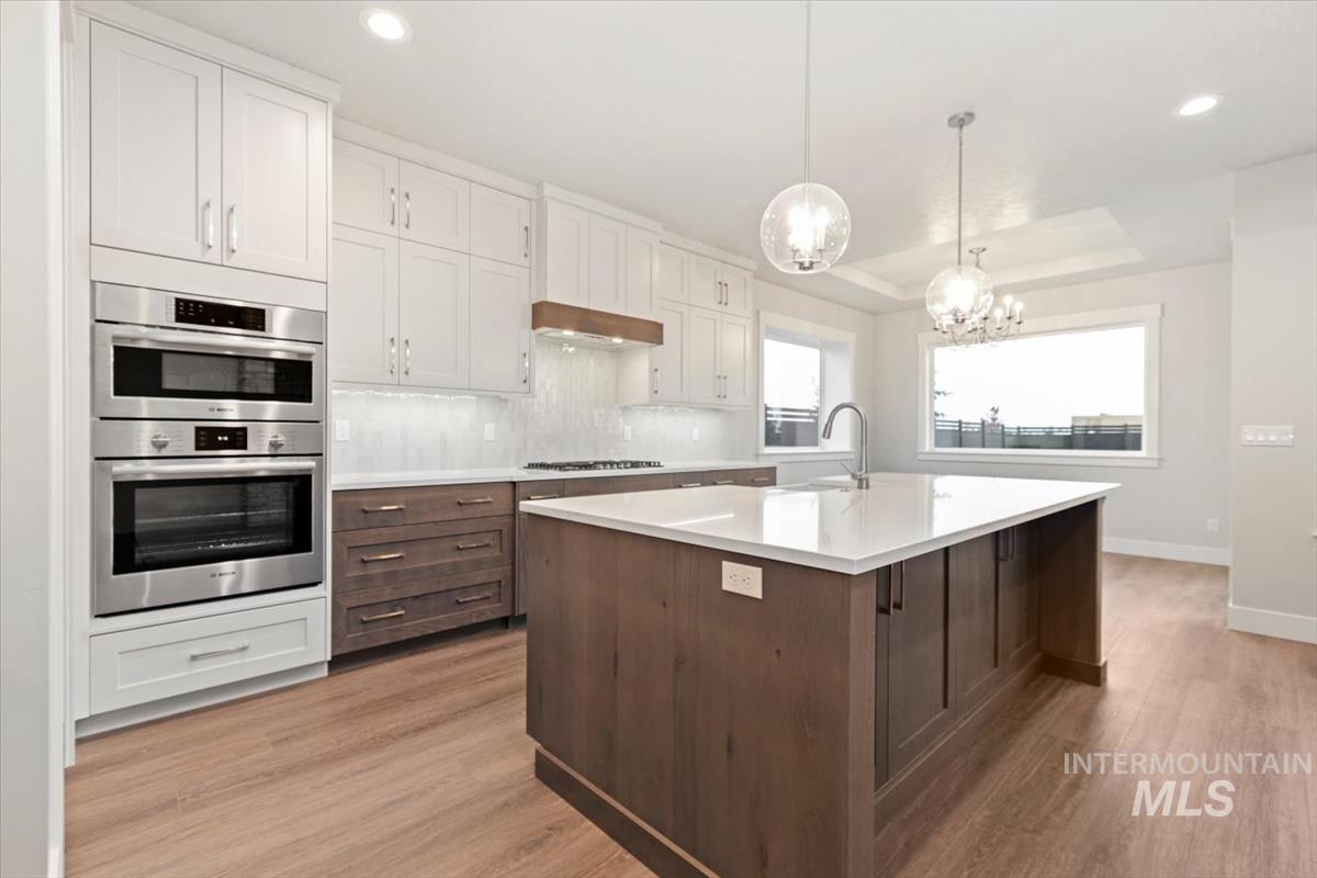 7731 W Daybreak Run Ct, Meridian, Idaho 83646, 3 Bedrooms, 2 Bathrooms, Residential For Sale, Price $599,900,MLS 98964398