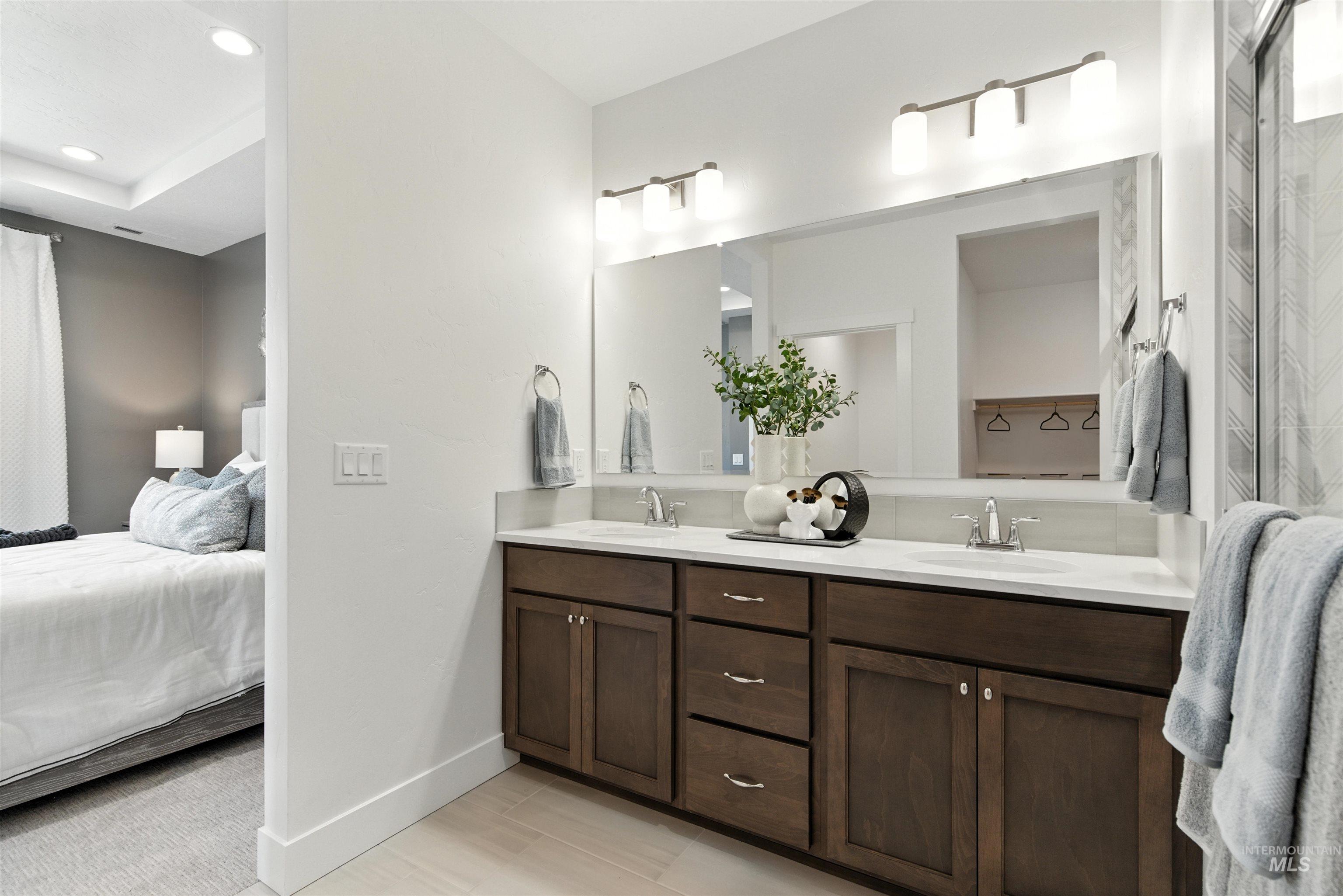 5831 N Patimos Ave, Meridian, Idaho 83646, 3 Bedrooms, 2 Bathrooms, Residential For Sale, Price $519,990,MLS 98964410