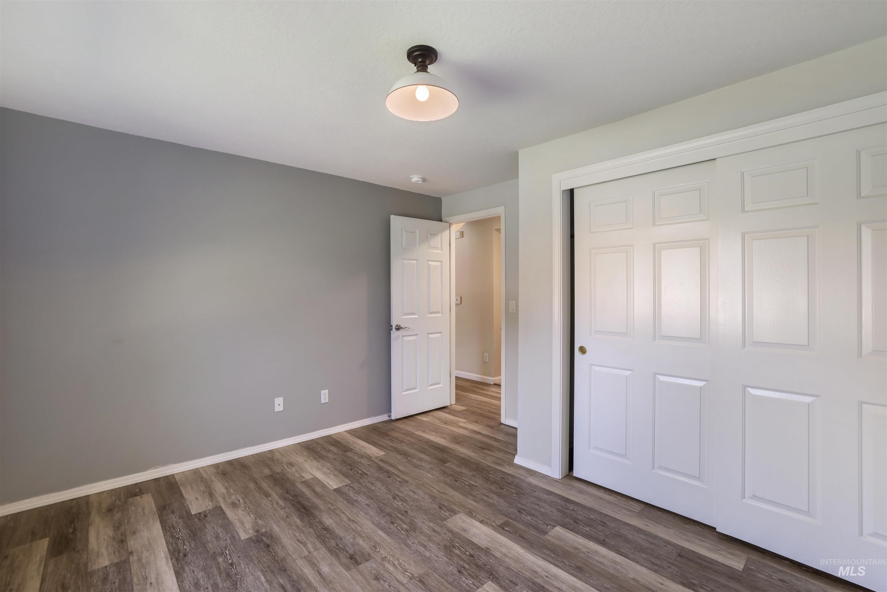 3951 NW Dutton, Mountain Home, Idaho 83647, 4 Bedrooms, 3 Bathrooms, Residential For Sale, Price $509,900,MLS 98964412