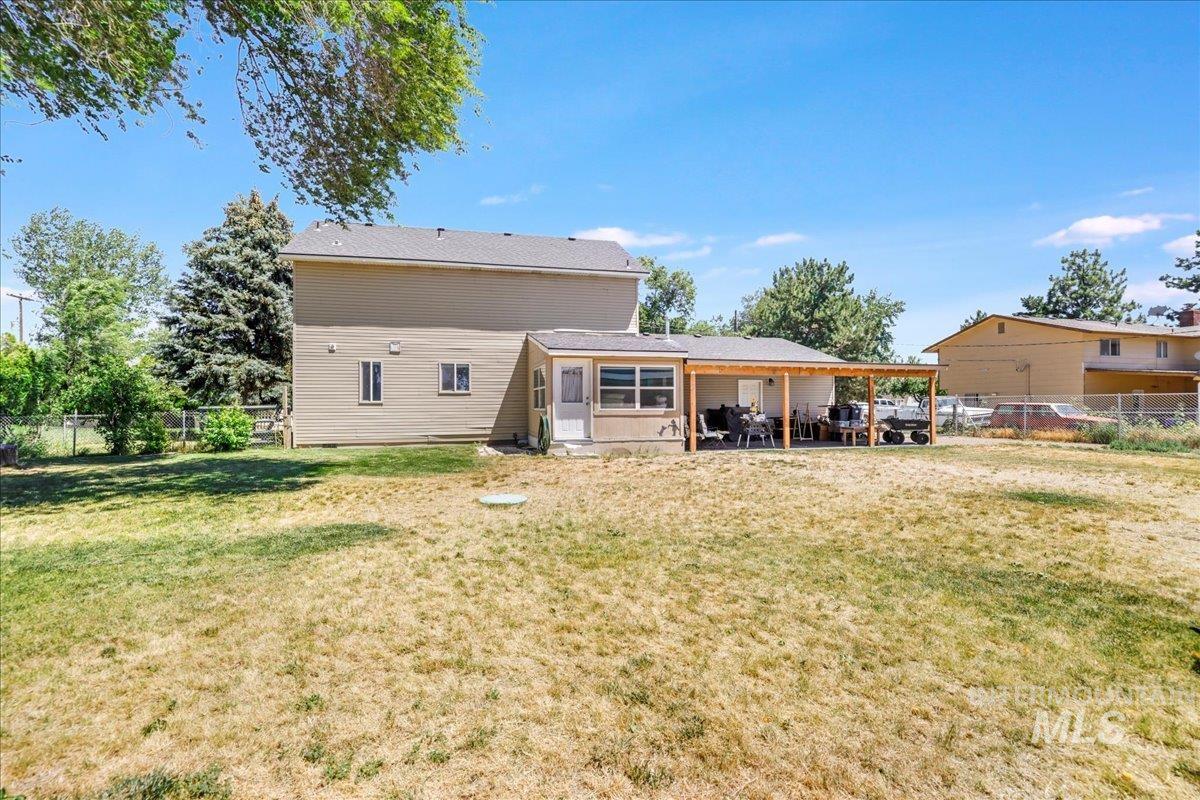 3951 NW Dutton, Mountain Home, Idaho 83647, 4 Bedrooms, 3 Bathrooms, Residential For Sale, Price $509,900,MLS 98964412