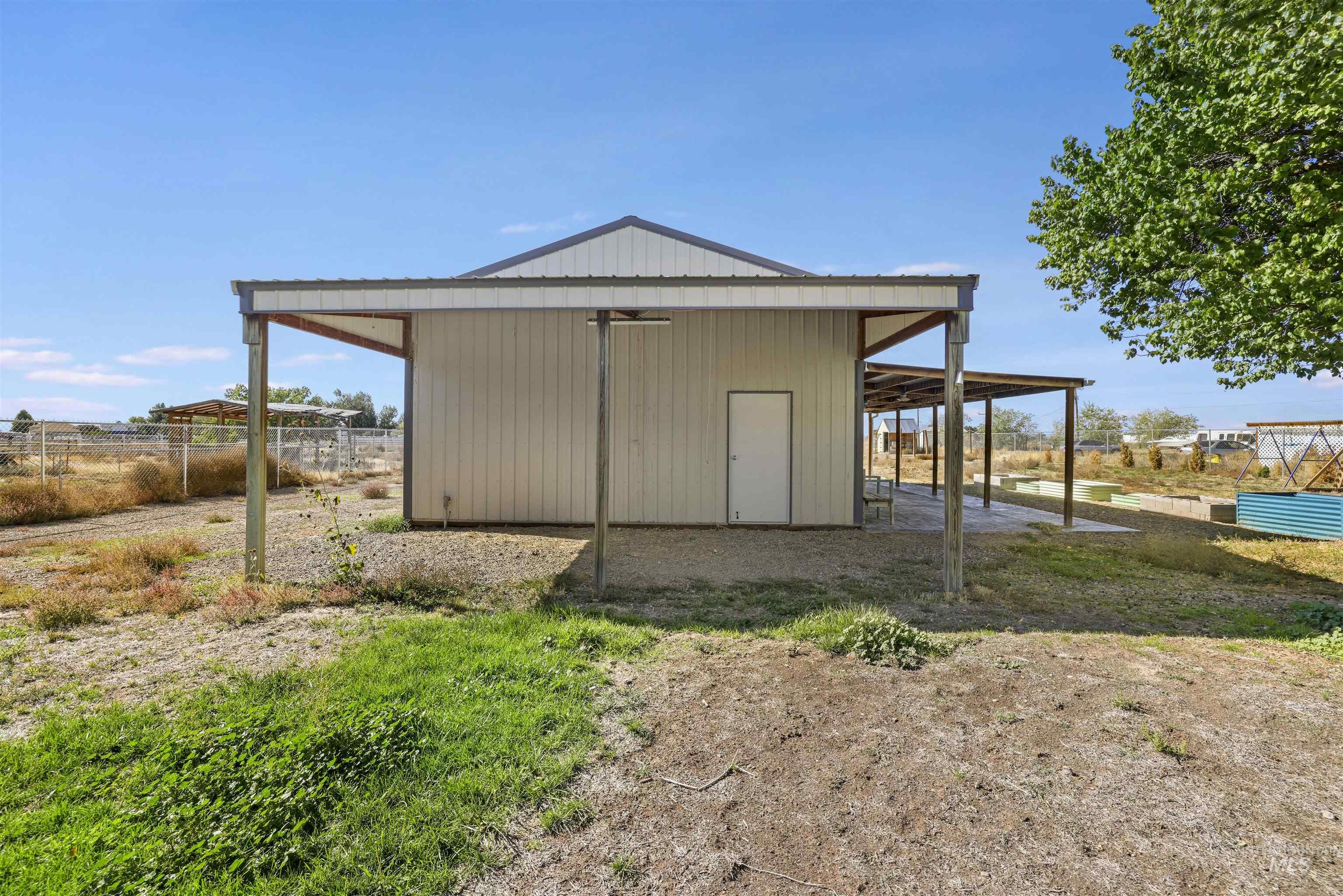 3951 NW Dutton, Mountain Home, Idaho 83647, 4 Bedrooms, 3 Bathrooms, Residential For Sale, Price $509,900,MLS 98964412