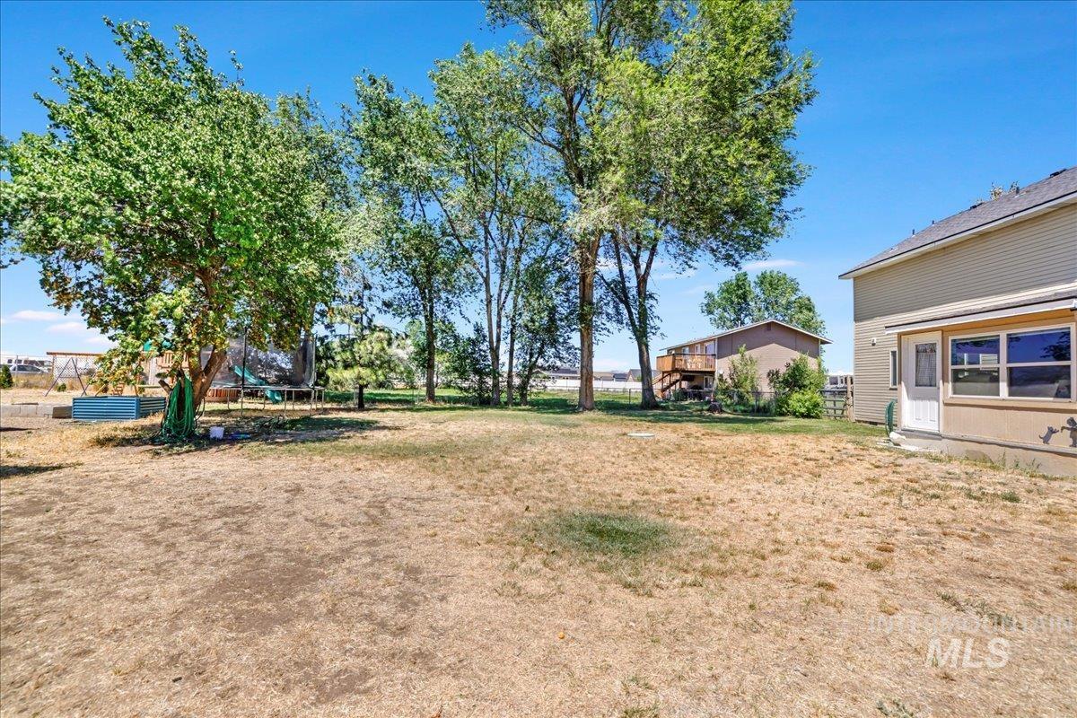 3951 NW Dutton, Mountain Home, Idaho 83647, 4 Bedrooms, 3 Bathrooms, Residential For Sale, Price $509,900,MLS 98964412