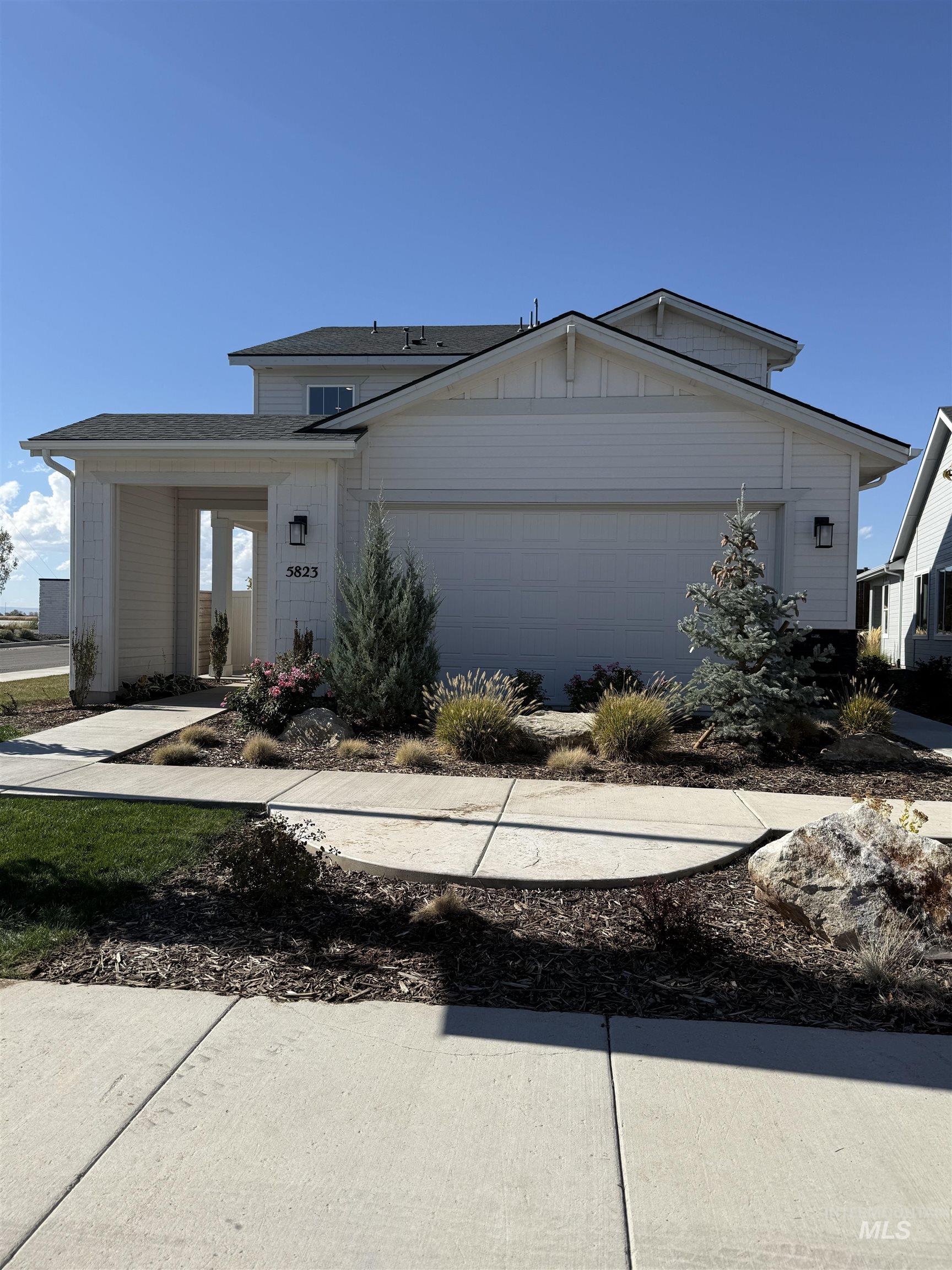 5823 N Patimos Ave, Meridian, Idaho 83646, 3 Bedrooms, 2.5 Bathrooms, Residential For Sale, Price $569,990,MLS 98964413