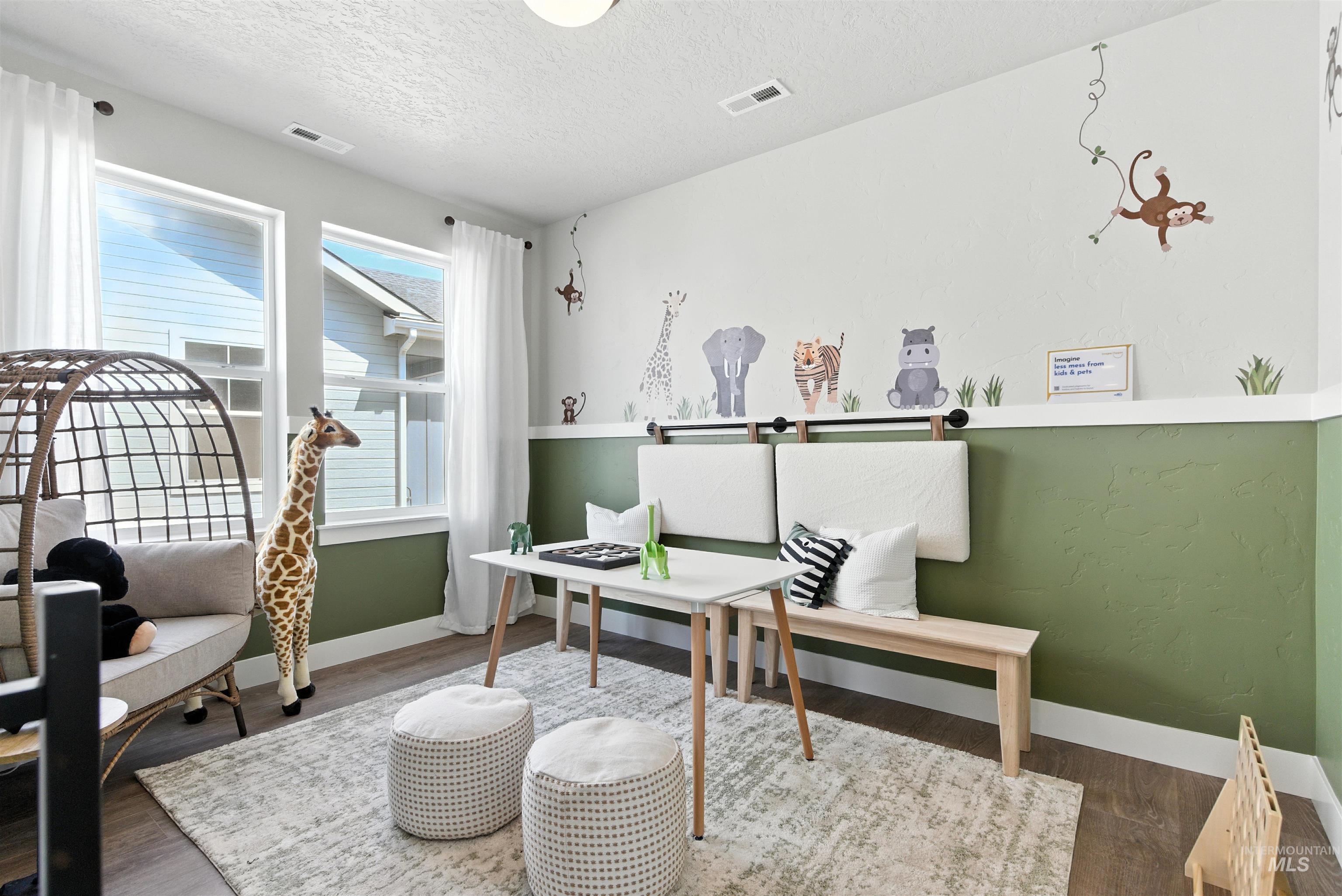 5823 N Patimos Ave, Meridian, Idaho 83646, 3 Bedrooms, 2.5 Bathrooms, Residential For Sale, Price $549,990,MLS 98964413